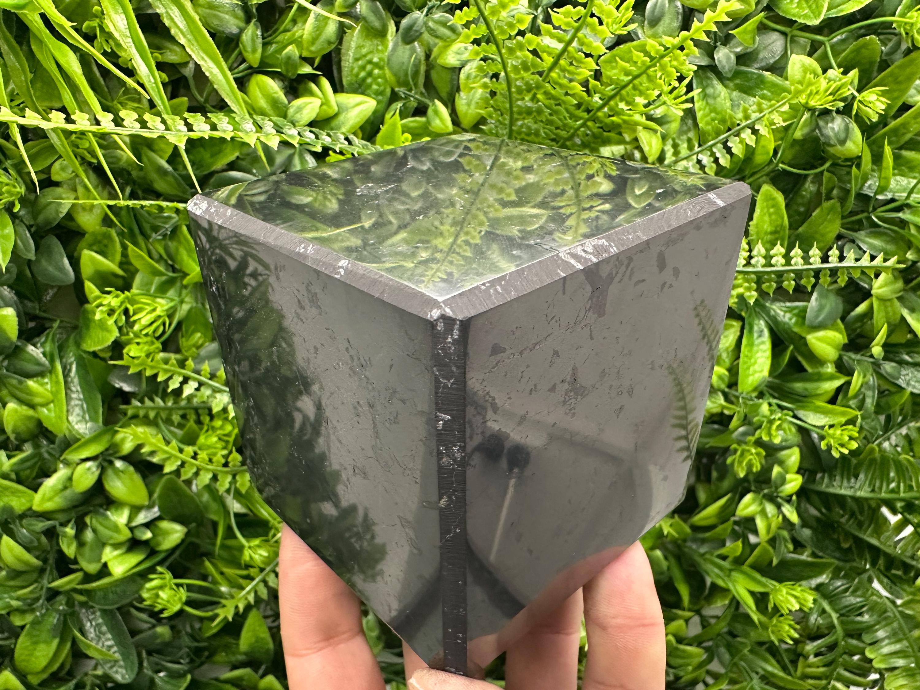 8cm Shungite Crystal Cube: EMF & 5G Protection, Healing Stone