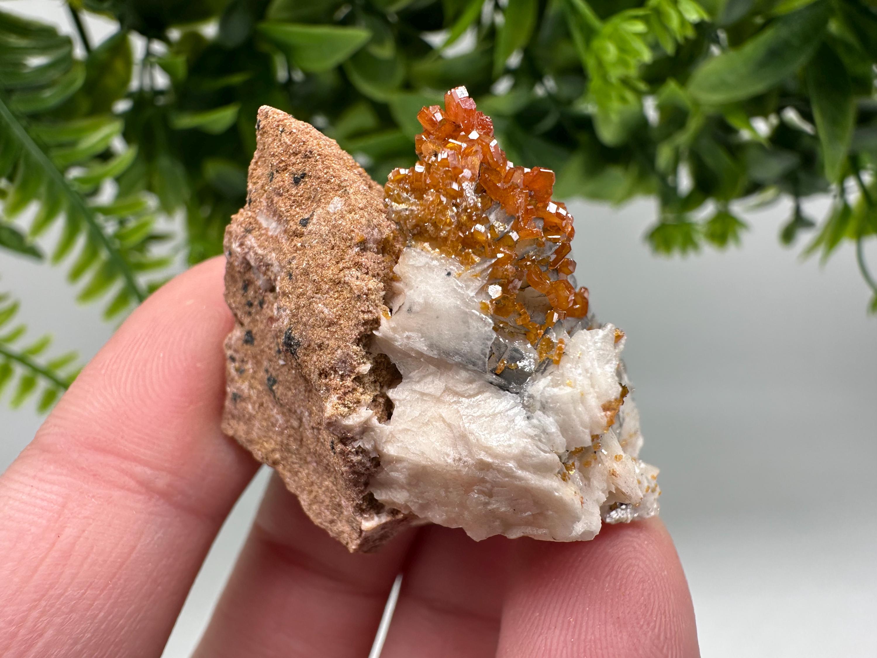 Red Vanadinite on Barite from Marocco,crystal minerals Speciment cluster Vanadinite crystal Vanadinite Geology Vanadinite cluster minerals
