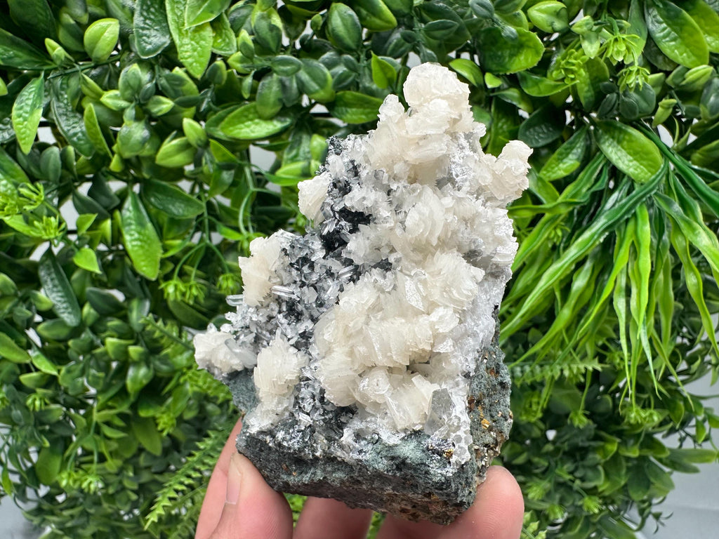 Wonderful UV fluorescence Calcite on Sphalerite,Quartz from Borieva mine,Bulgaria,natural mineral,souvenir crystal,home decor,collection cls