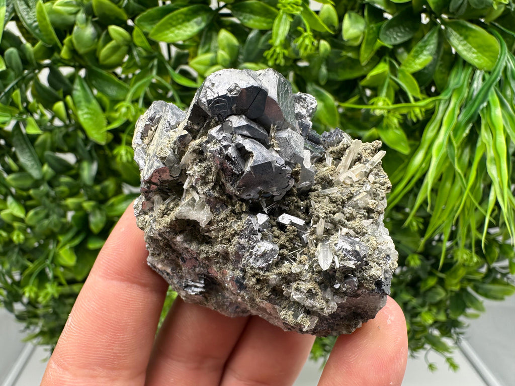 Lovely Galena on Quartz whit Calcite,Pyrite from Borieva mine,Madan,Bulgaria,Natural,Collection minral specimen,crystal,Metaphysical,Geology