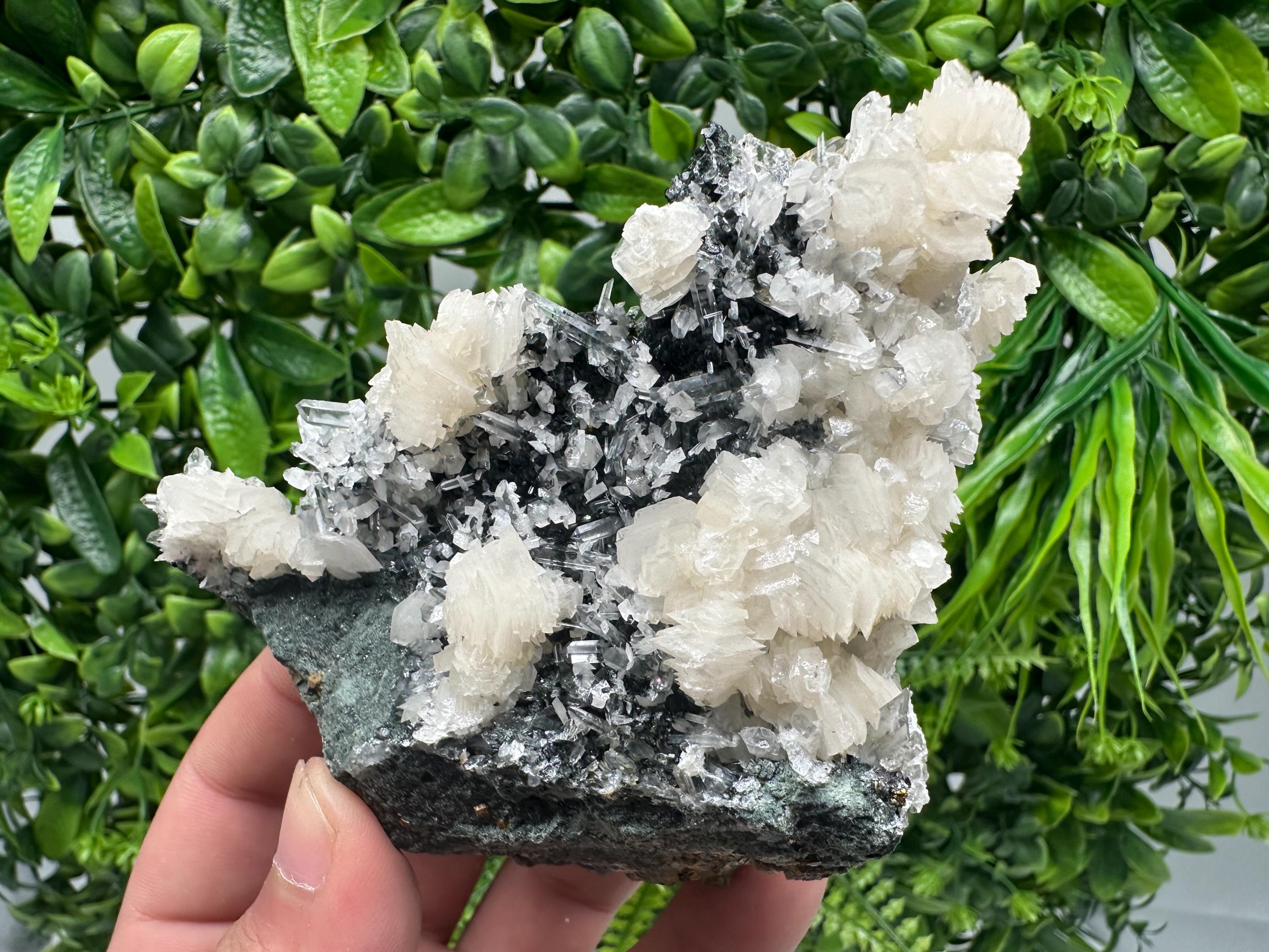 Wonderful UV fluorescence Calcite on Sphalerite,Quartz from Borieva mine,Bulgaria,natural mineral,souvenir crystal,home decor,collection cls