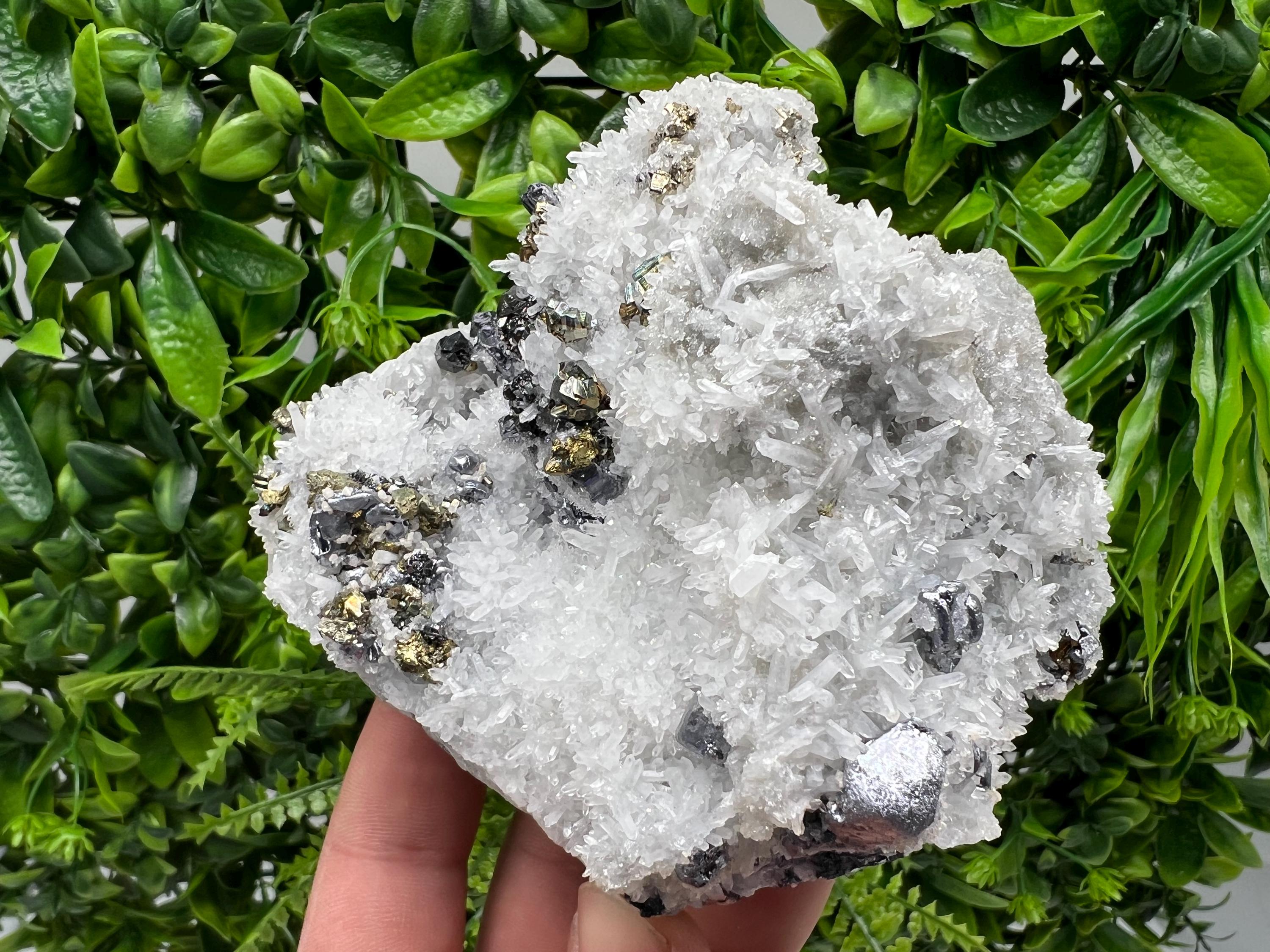 Stunning Galena,Chalcopyrite on Quartz from Krueger dol mine,Madan,Bulgaria,natural,collectible mineral specimen,home decor stone,crystal