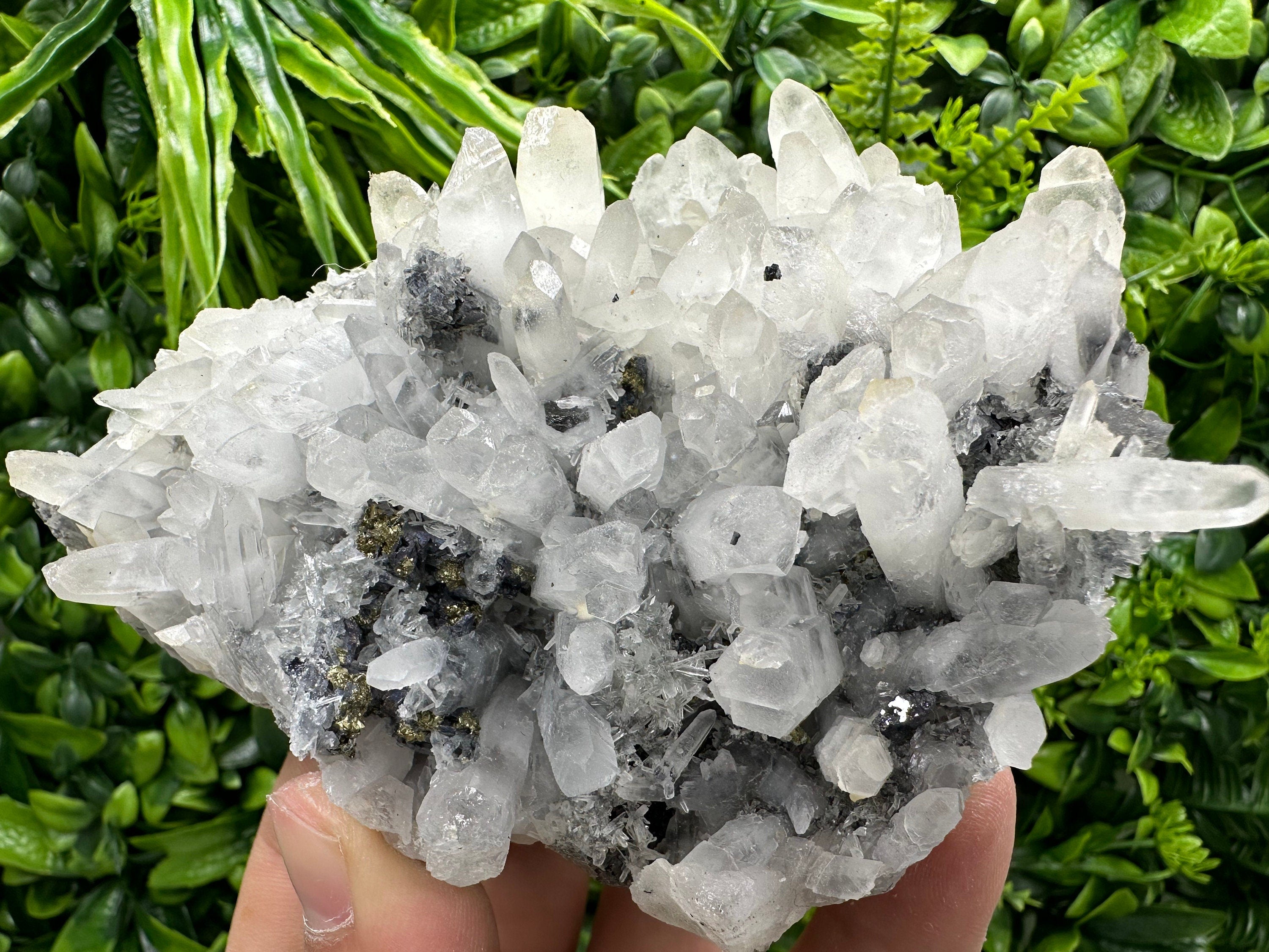 Milky Quartz Crystal Cluster, Natural Minerals, Home Decor Stone