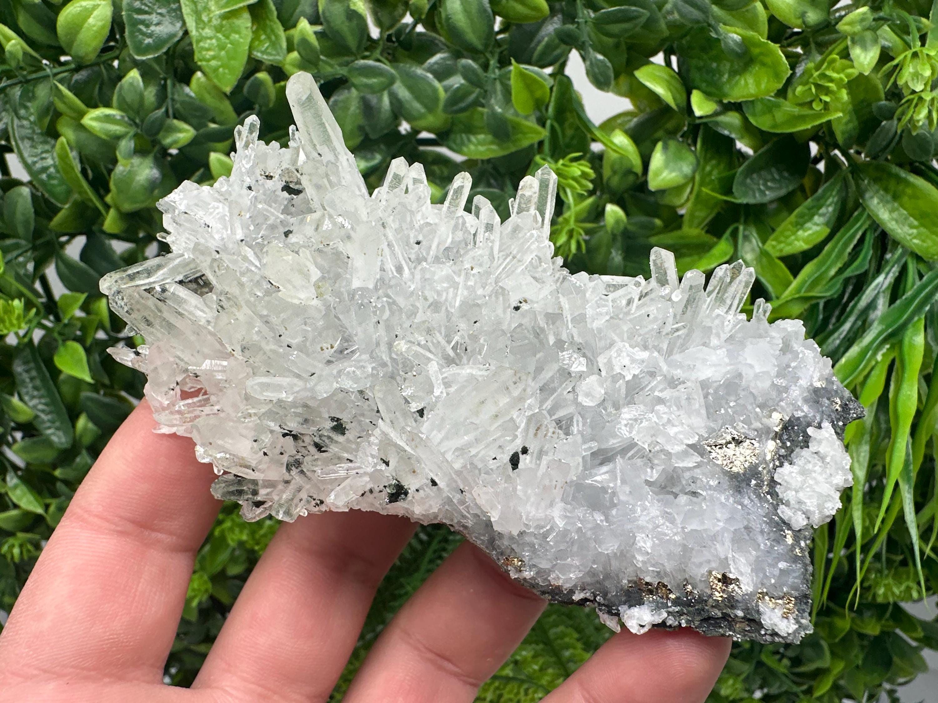 Chlorite Quartz Crystal Cluster: Borieva Mine, Bulgaria