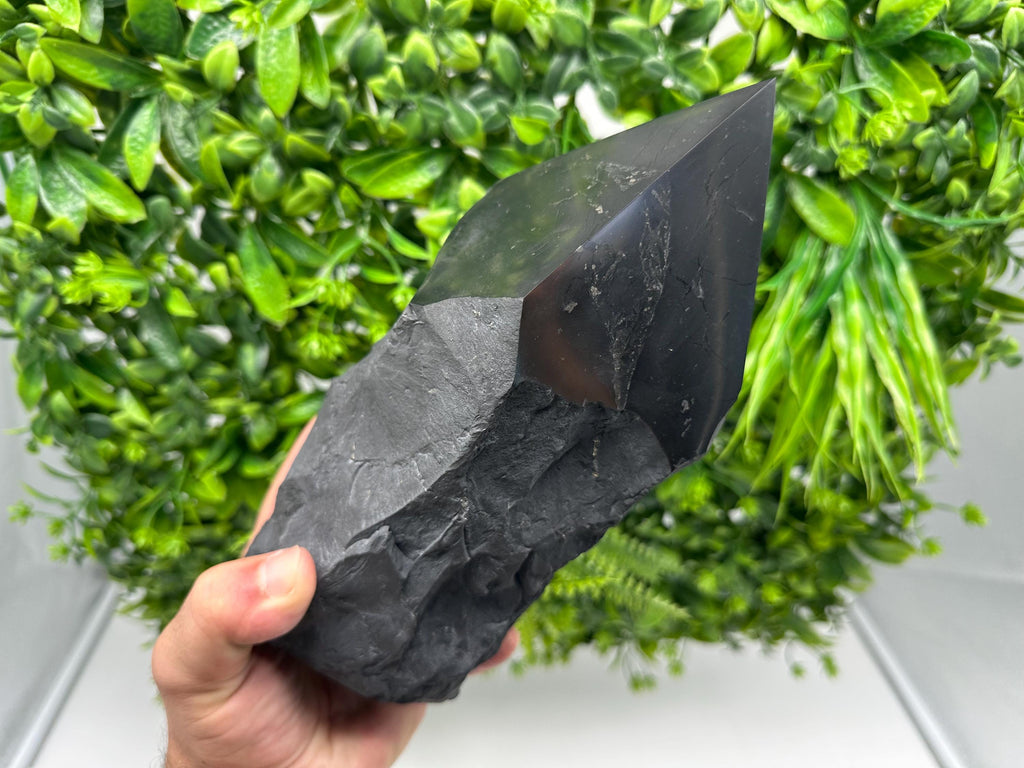 Large Shungite EMF Neutralizer Tower: Crystal Energy Protection Decor (20cm, 1500g)