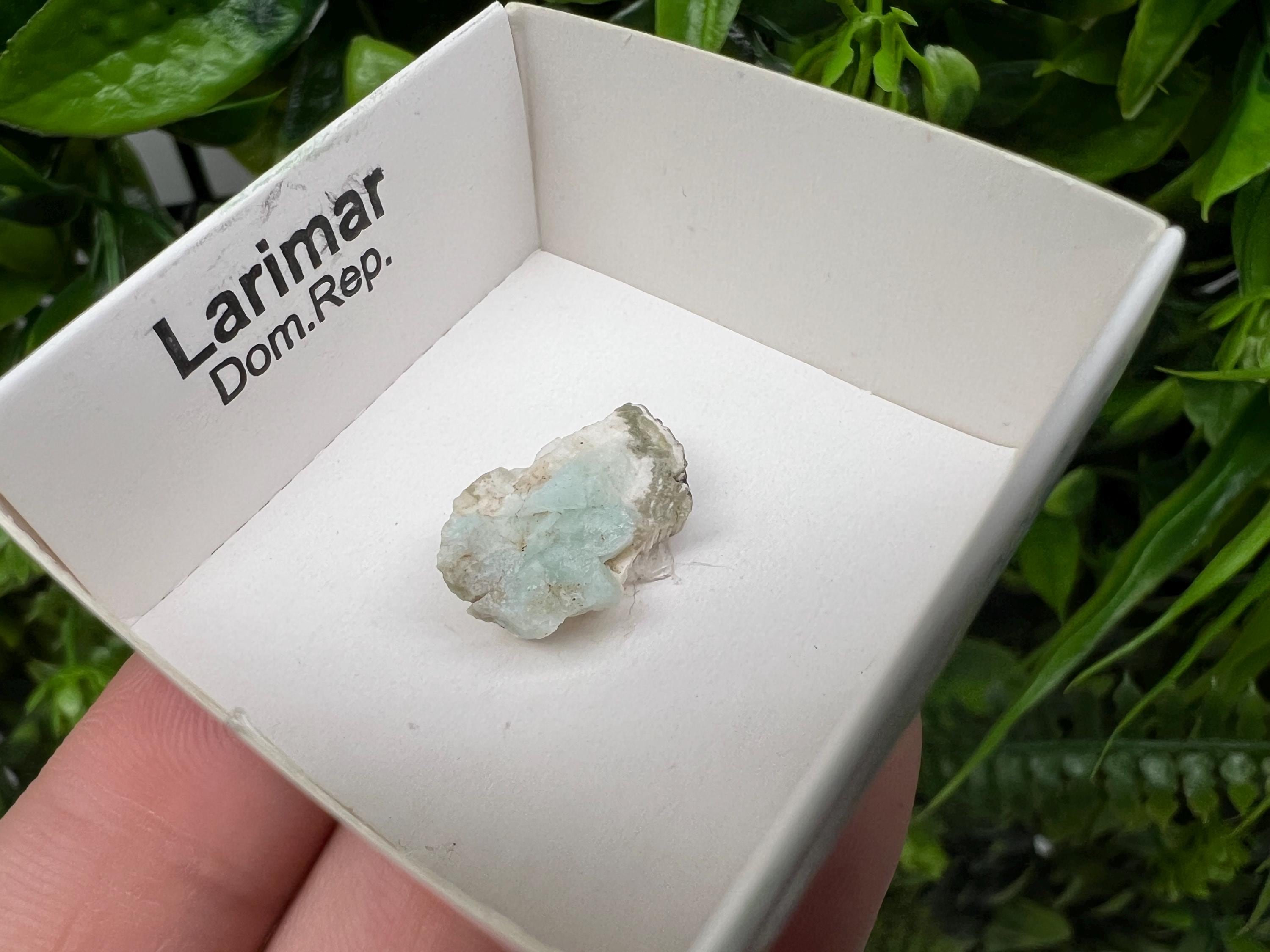 Rare Raw LARIMAR,mineral specimen,collection crystal,minerals,Larimat crystal,from Dom.Rep.,rare raw Larimat,home decor,wholesale cluste