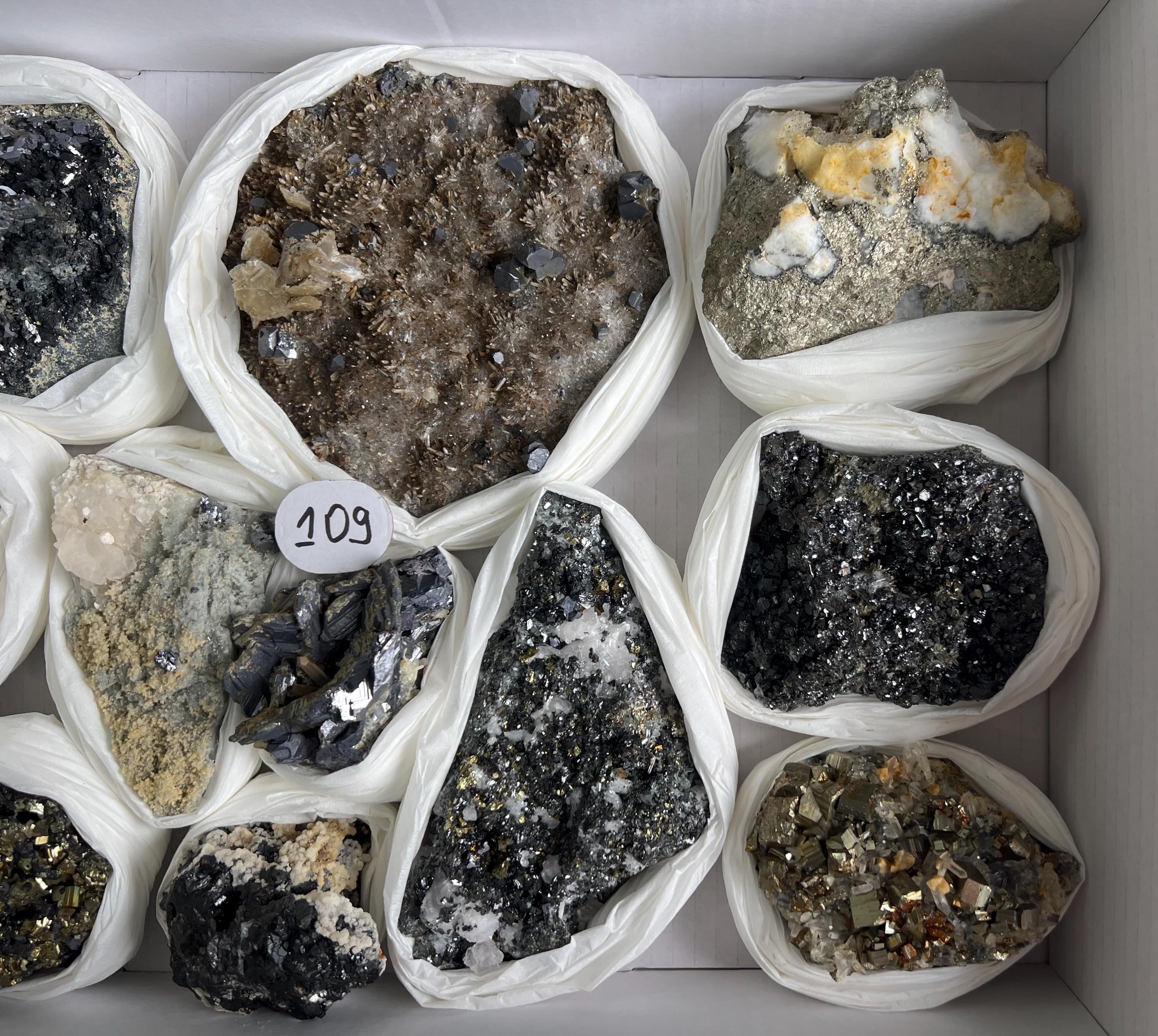 Wonderful Set,wholesale mineral,crystal,wholesale box,wholesale specimen,gift,souvenir,wholesale minerals box,wholesale specimen,healing