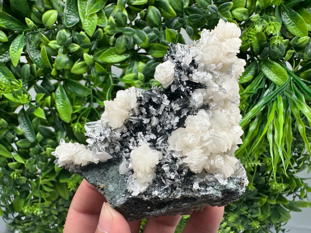 Wonderful UV fluorescence Calcite on Sphalerite,Quartz from Borieva mine,Bulgaria,natural mineral,souvenir crystal,home decor,collection cls