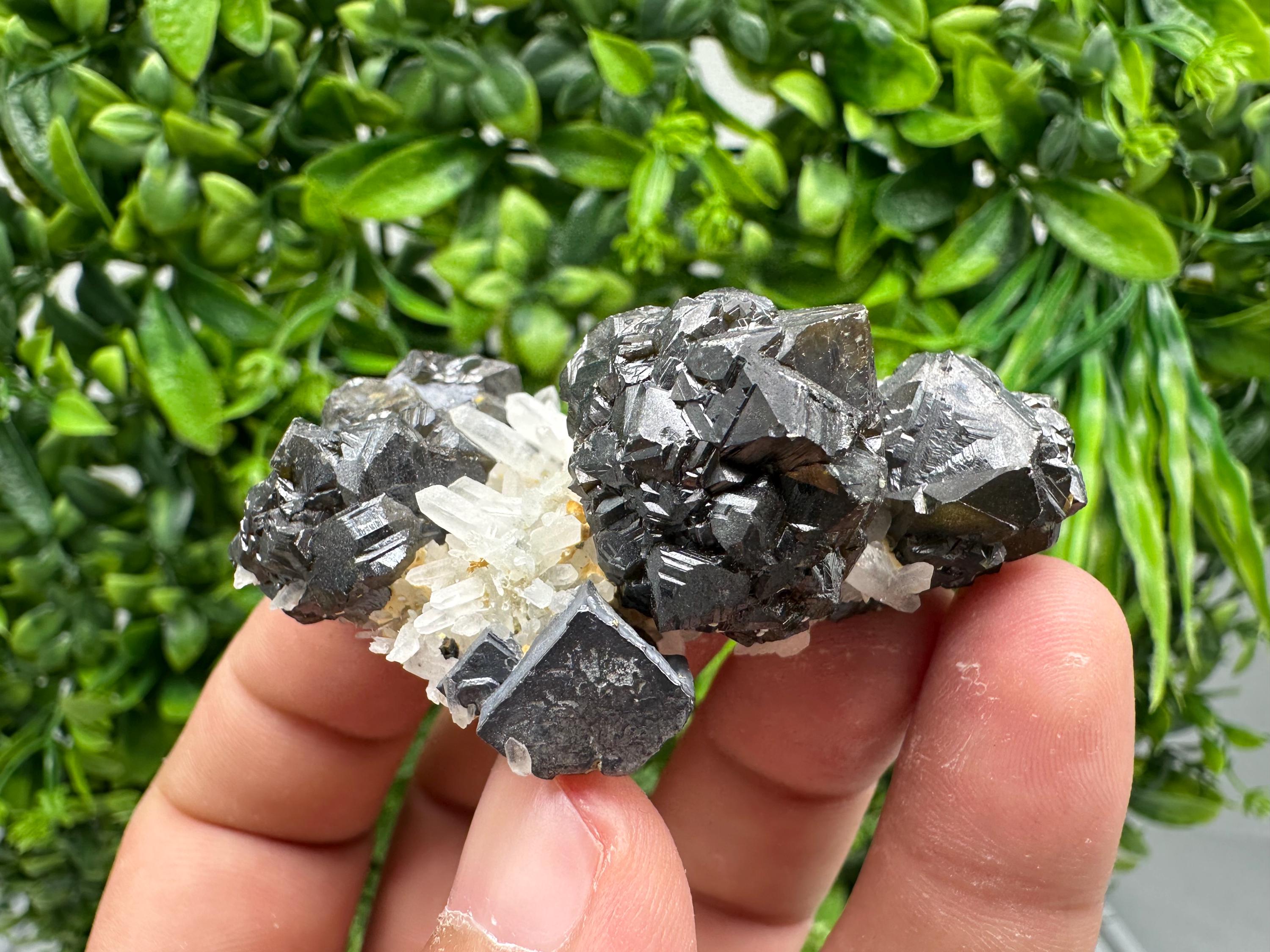 Stunning Sphalerite GEM Cleiopfane rare transparent green Colour natural minerals souvenir crystal gift collection stone 9th September mine