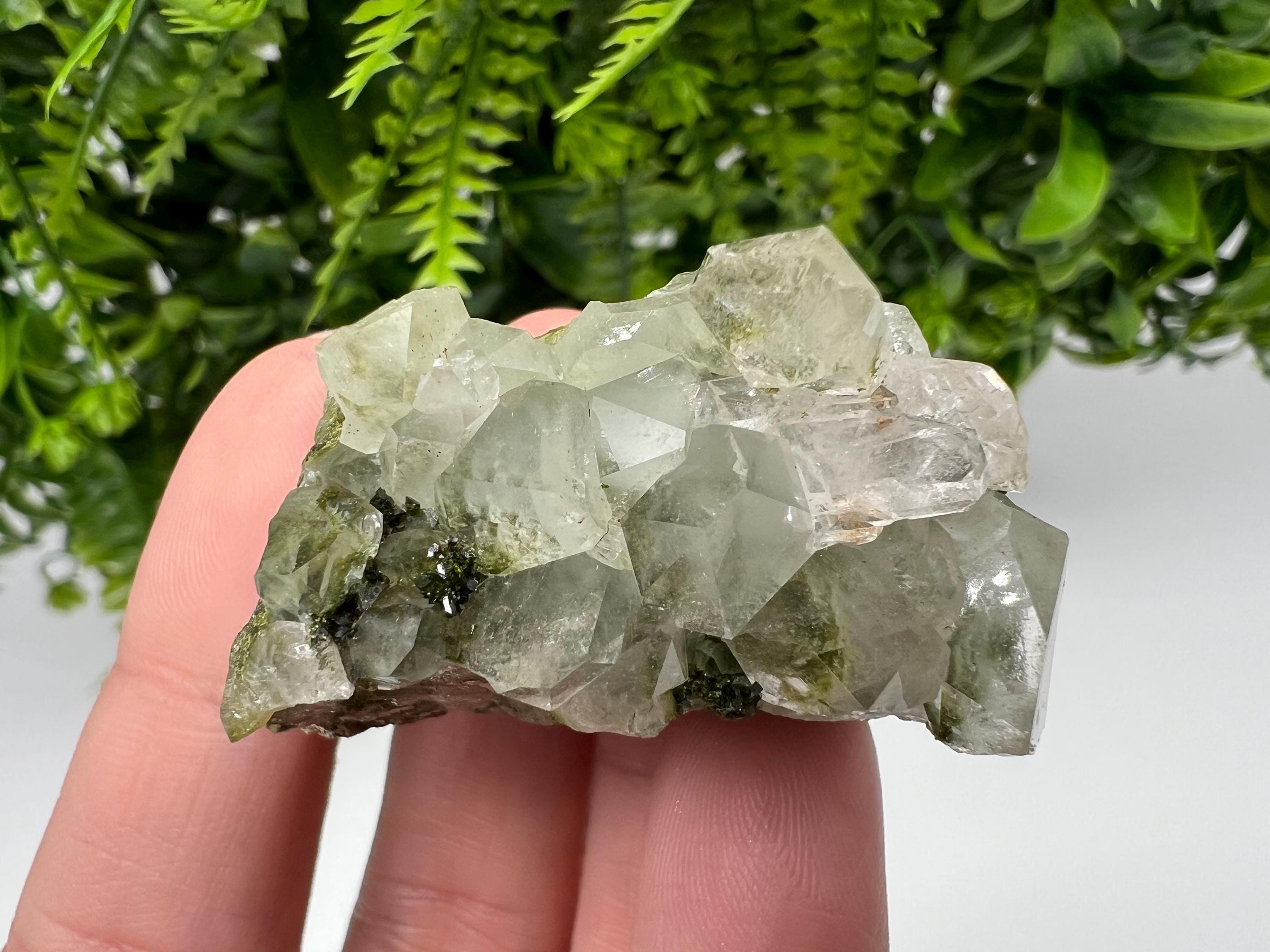 Stunning,Epidote with Quartz from Hakkari Turkey,Rainbow EPIDOTE,Mineral,Collection,Collection’s,GIFT,Epidote Crystal,Epidote from Turkey