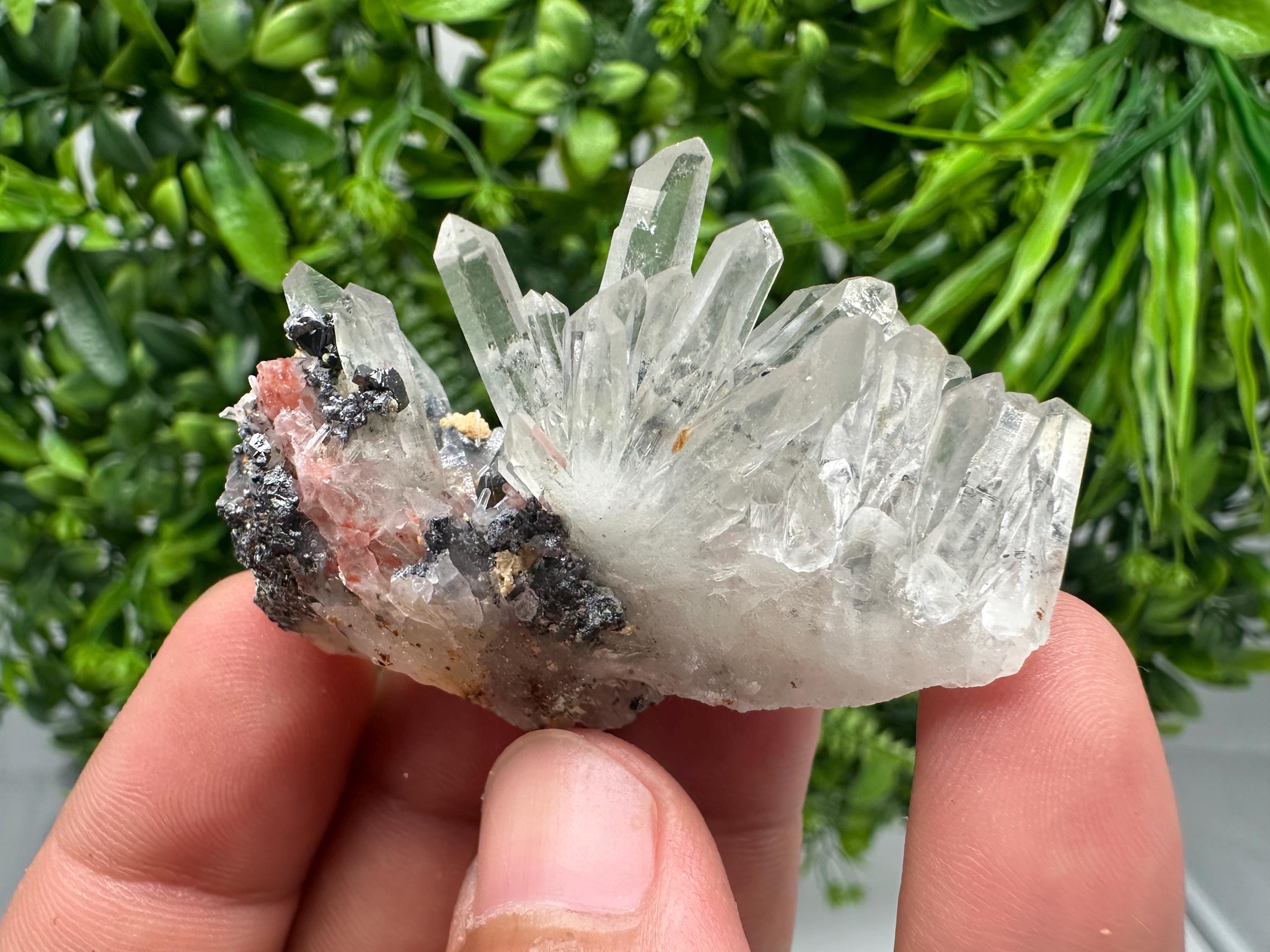 Stunning Quartz whit Sphalerite,Hematite,Iron oxide from 9th September mine,natural,collectible mineral specimen,home decor stone,gift,cryst