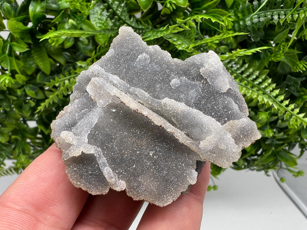 Wonderful Quartz var Chalcedony whit Chlorite natural minerals crystal gift minerals collection specimen home decor stone Quartz cluster
