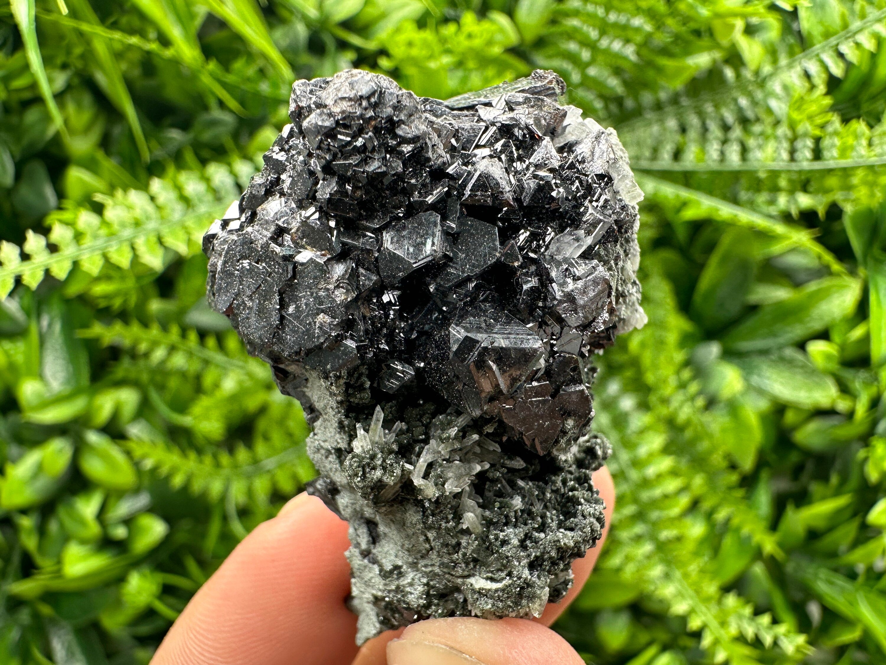 Sphalerite on Quartz: Natural Mineral Specimen, Bulgaria