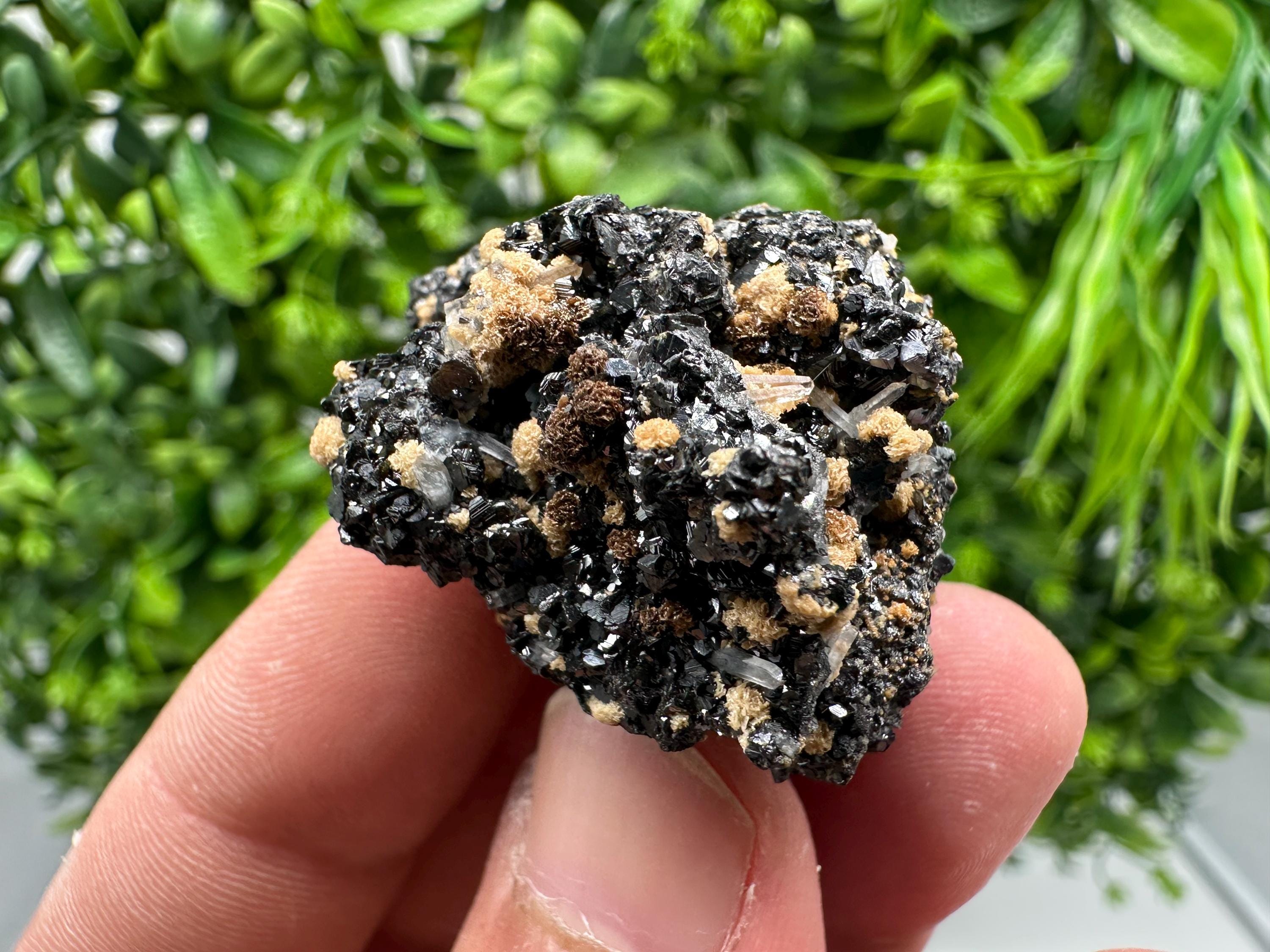 Wonderful Sphalerite on Quartz,From Borieva mine,Bulgaria,natural mineral,collection crystal,home decor stone,rare cluster,gift,souvenir