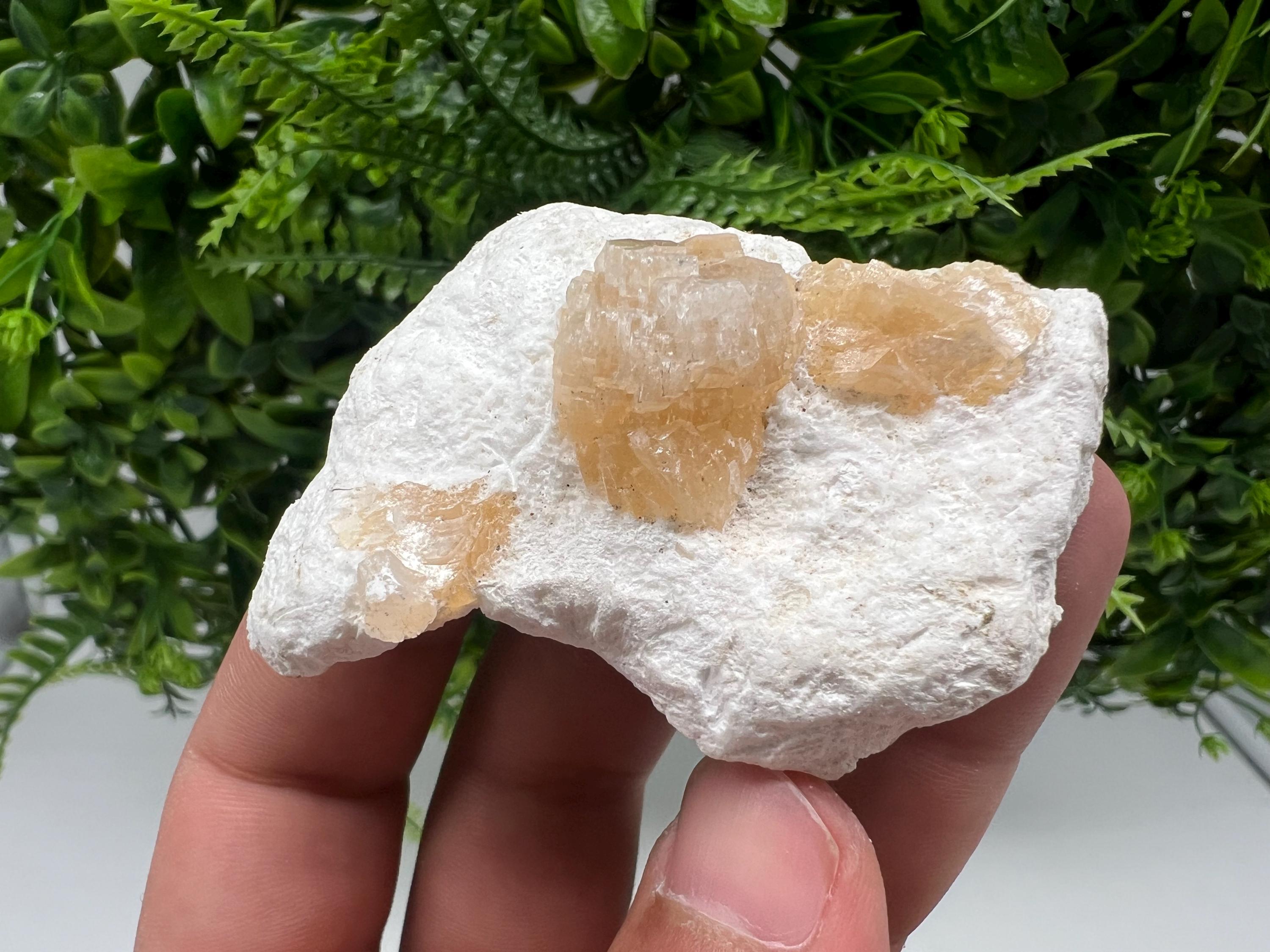 Rare Heulandite Apophyllite Cluster: Gold Minerals from Puna, India
