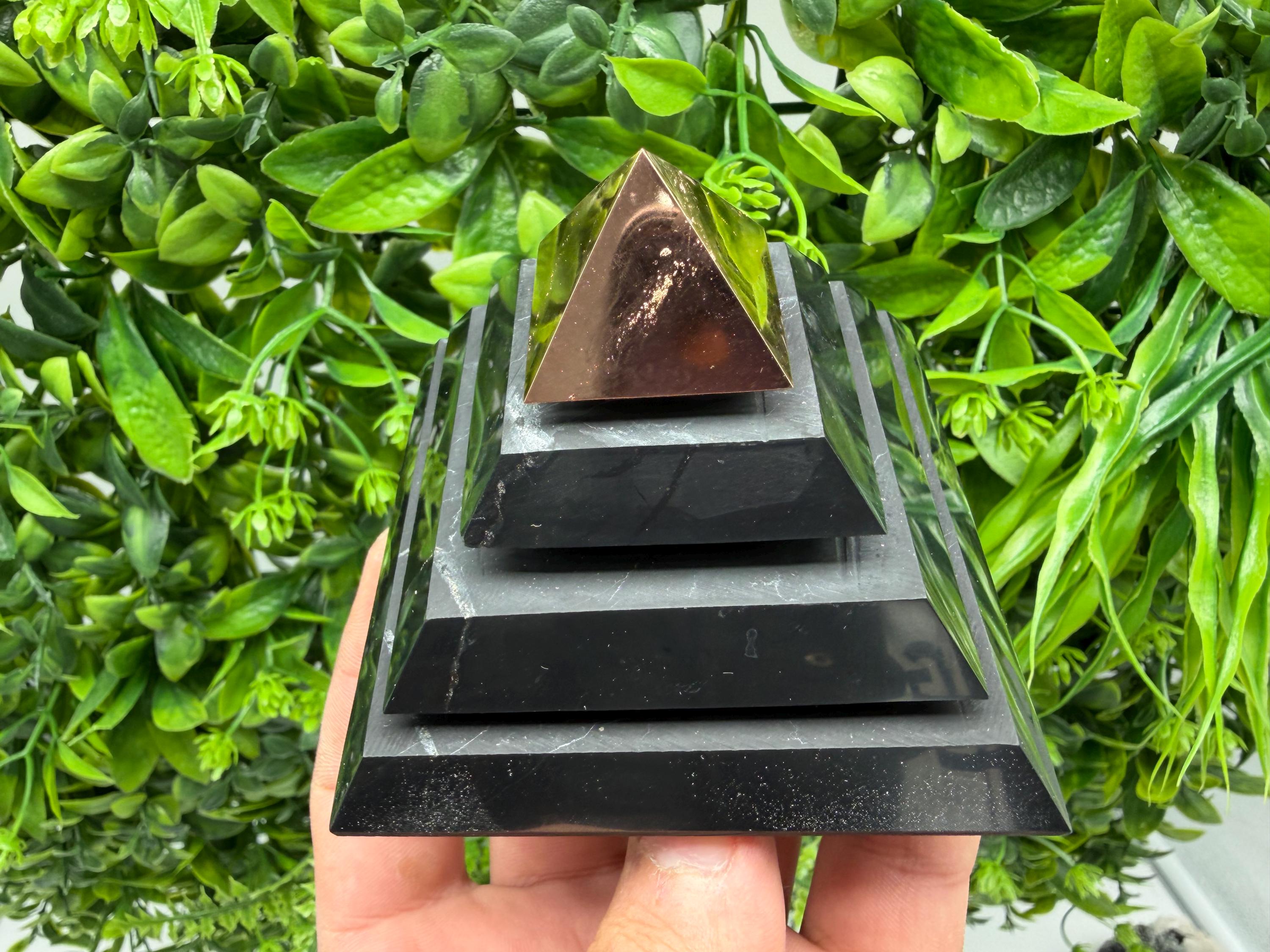 Polished Shungite Pyramid, Sacred Geometry, EMF Protection whit copper peak 8 cm