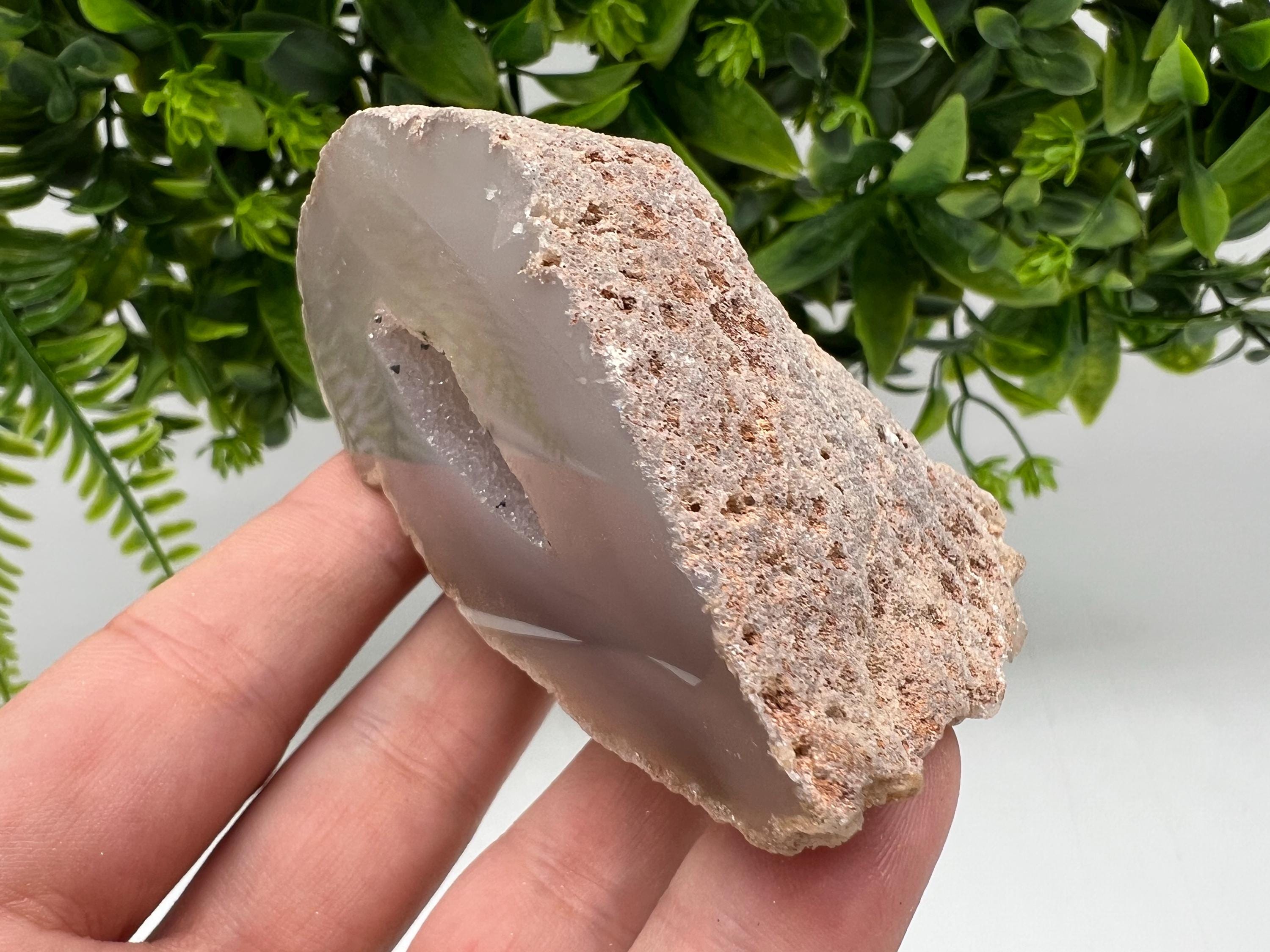 Blue Agate Druzy Geode, Natural Crystal Quartz (8.2/5.5/4.5 cm)