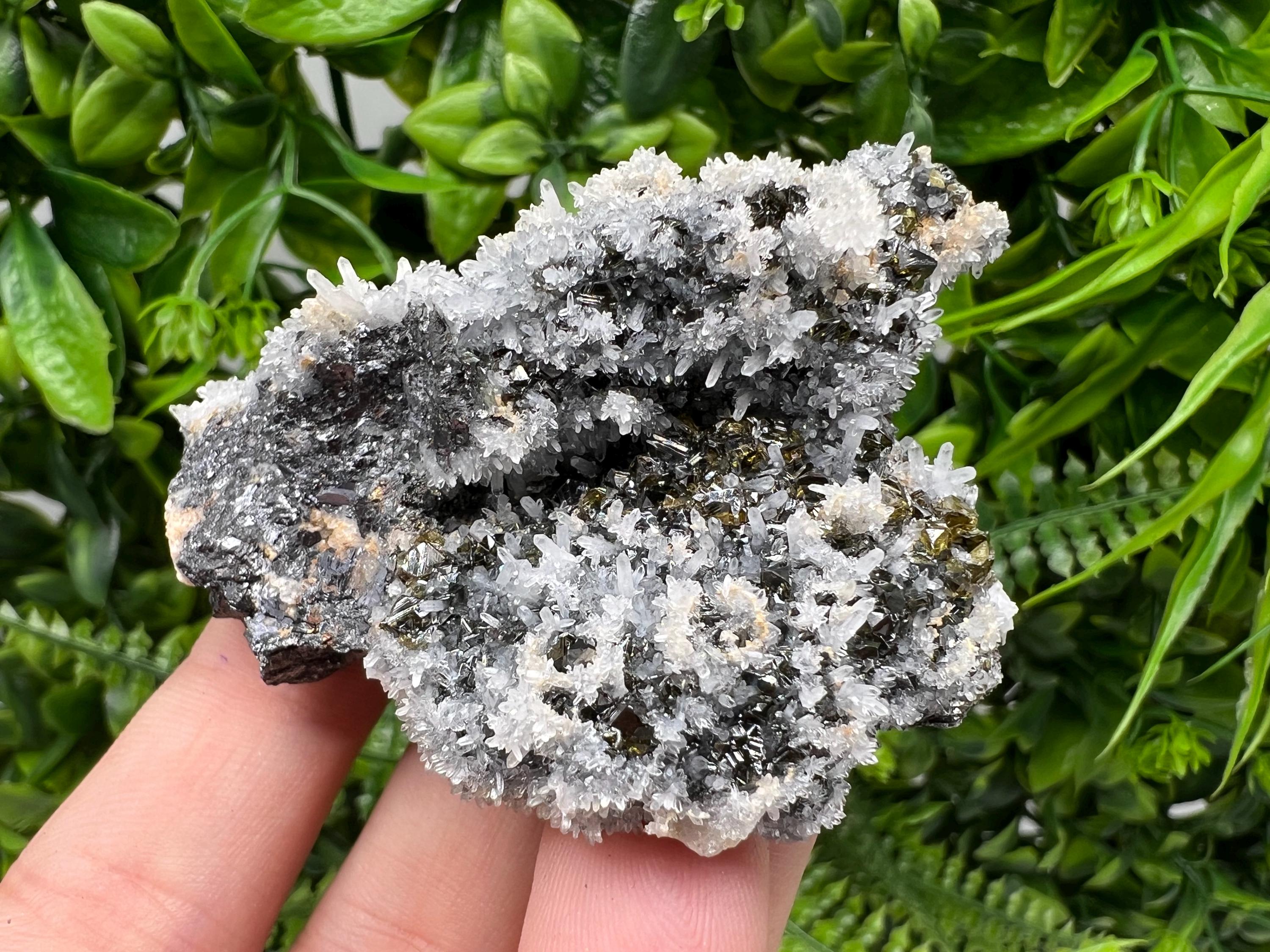 Stunning Gems Sphalerite Cleiopfane on Quartz from Krushev dol mine,Madan,Bulgaria,natural,collectible mineral specimen,home decor stone