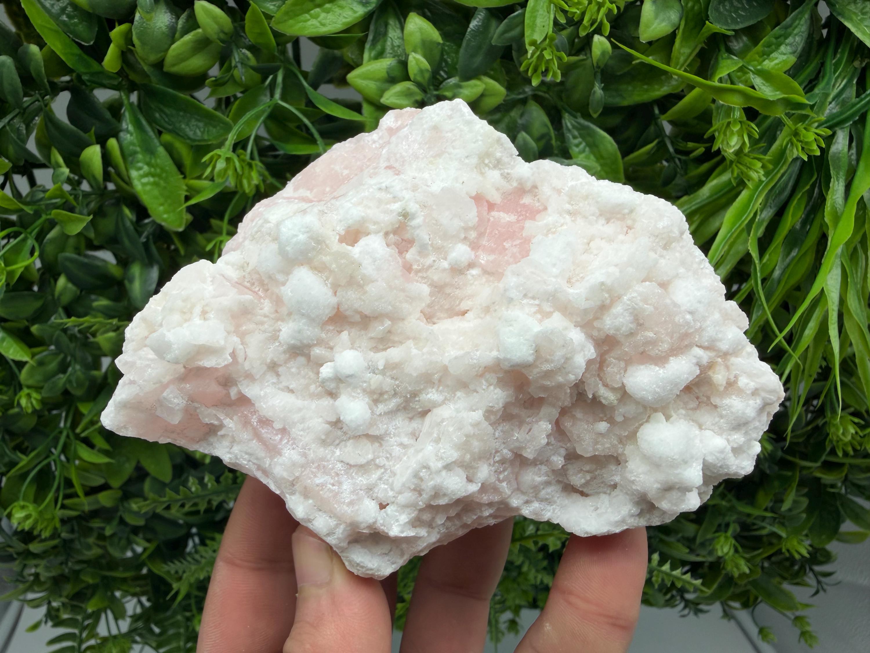 UV Reactive Mangano Calcite Crystal, Bulgaria Home Decor Stone