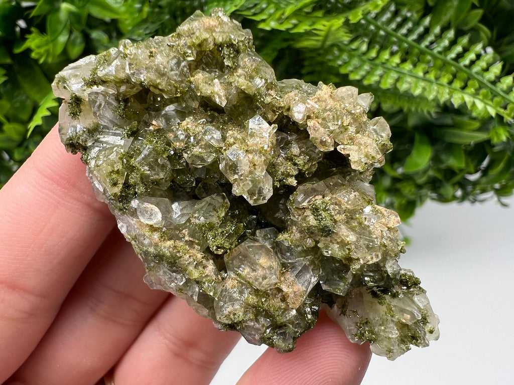 Stunning,Epidote with Quartz from Hakkari Turkey,Rainbow EPIDOTE,Mineral,Collection,Collection’s,GIFT,Epidote Crystal,Epidote from Turkey