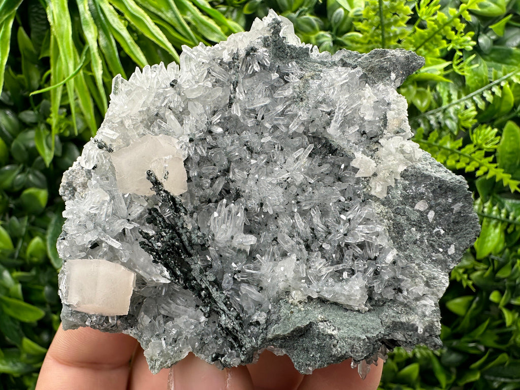 Calcite on Quartz: Borieva Mine Bulgaria Crystal Decor (9/8/4cm)