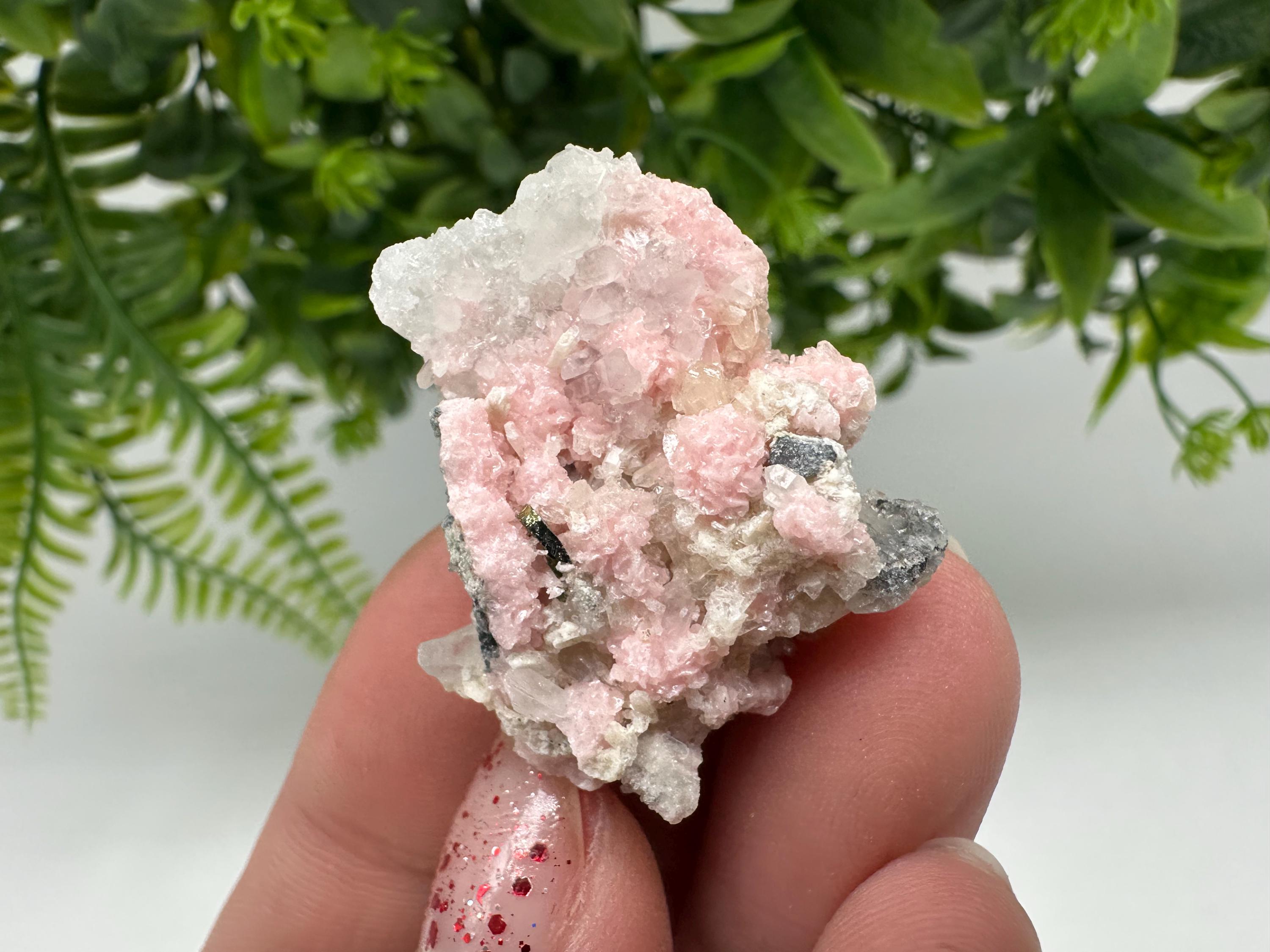 Pink Rhodochrosite Crystal: Starnica Mine, Bulgaria, Home Decor