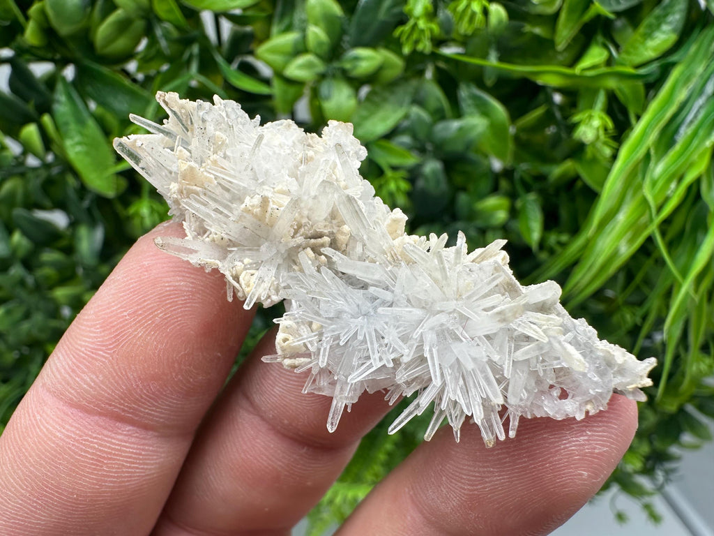 Lovely specimen Green Quartz inclusions Chlorite and Sphalerite/ Natural minerals/ Souvenir crystal gift minerals famous 9th September/Madan