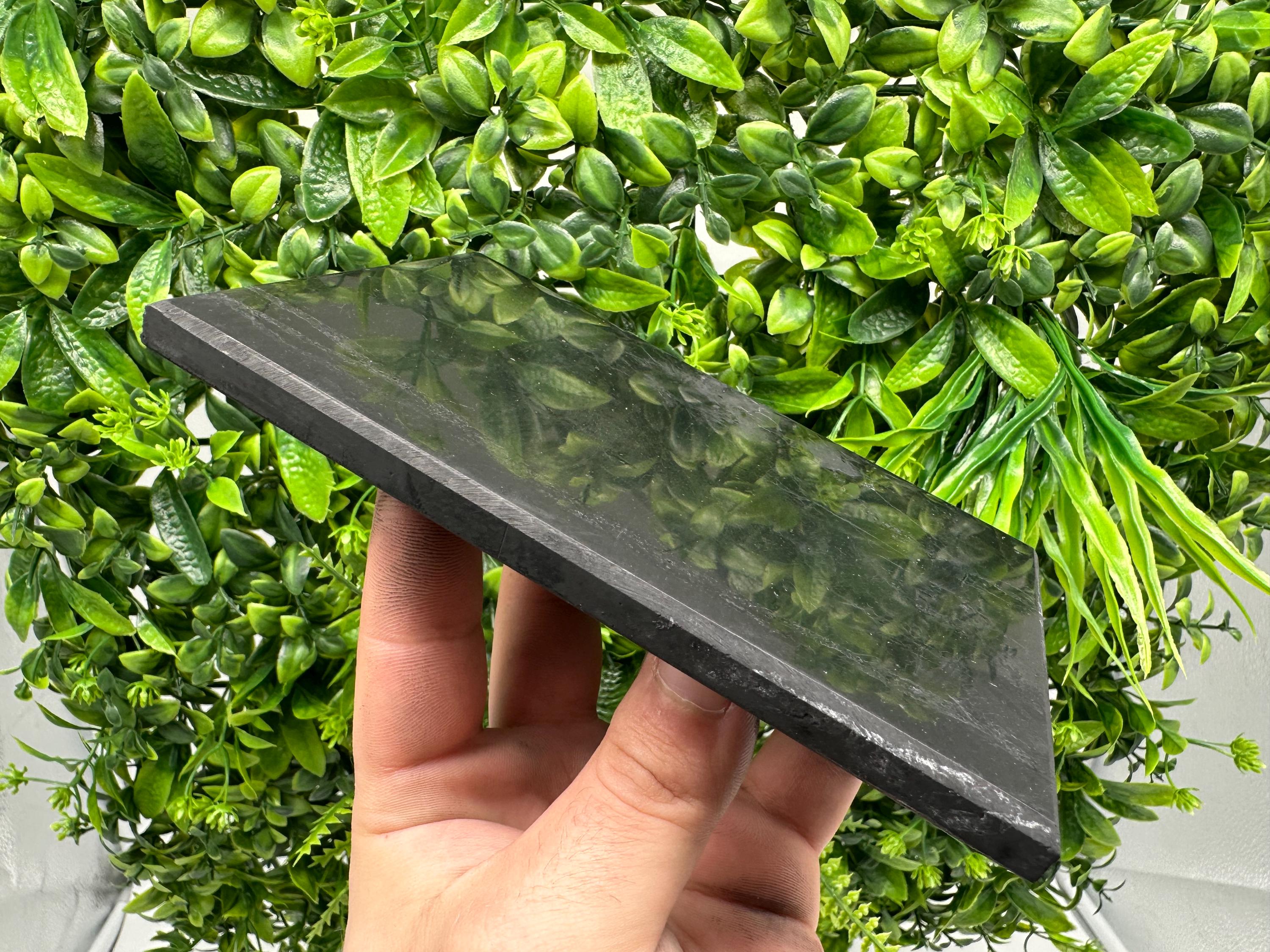 Polished Shungite Tile: Karelian Protection Plate (15/10cm)