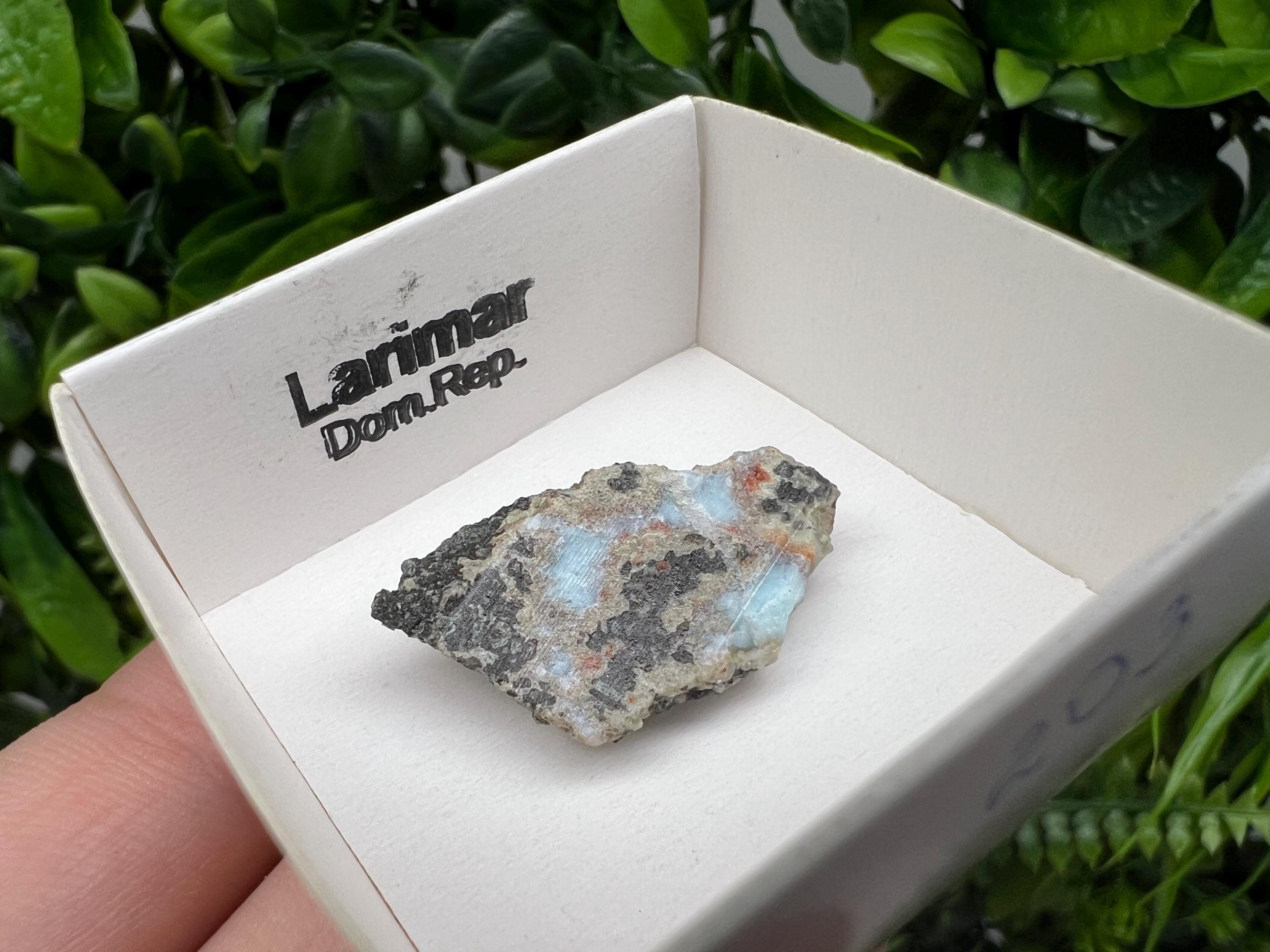 Rare Raw LARIMAR,mineral specimen,collection crystal,minerals,Larimat crystal,from Dom.Rep.,rare raw Larimat,home decor,wholesale cluste