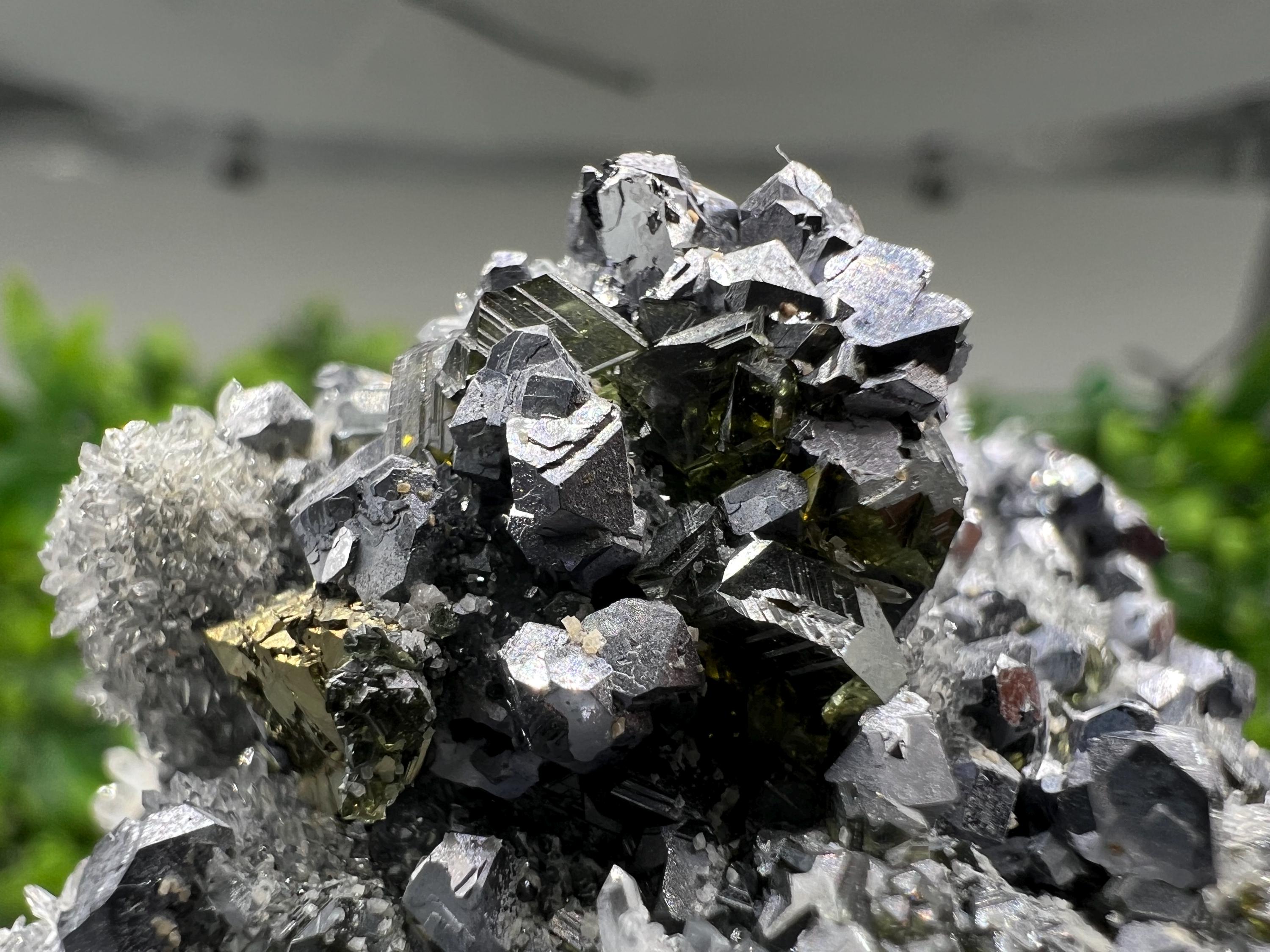Stunning Galena,Sphalerite,Cleiopfane Chalcopyrite from Krushev dol mine,Madan,Bulgaria,natural,collection mineral specimen,home decor ston
