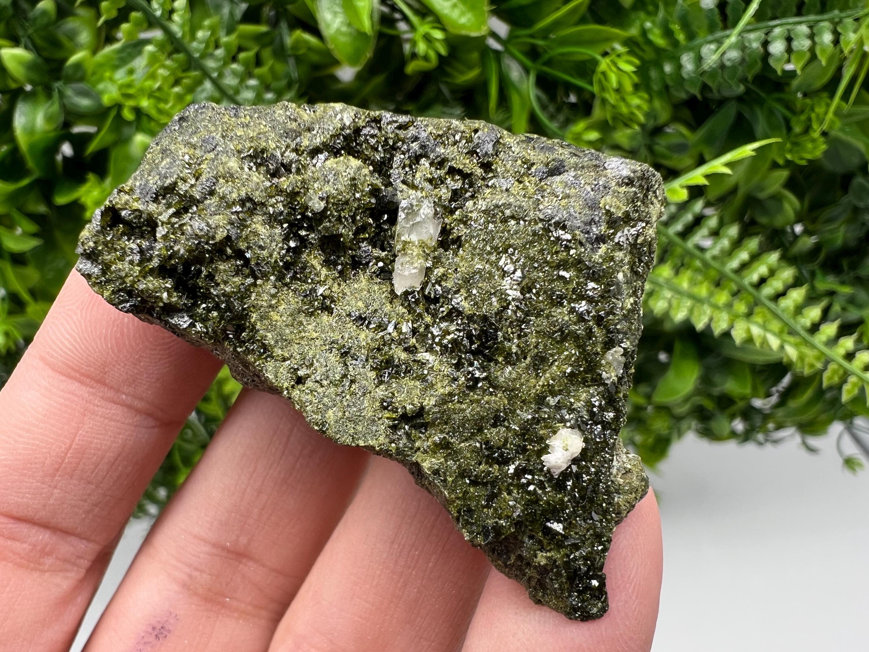 Stunning,Epidote with Quartz from Hakkari Turkey,Rainbow EPIDOTE,Mineral,Collection,Collection’s,GIFT,Epidote Crystal,Epidote from Turkey