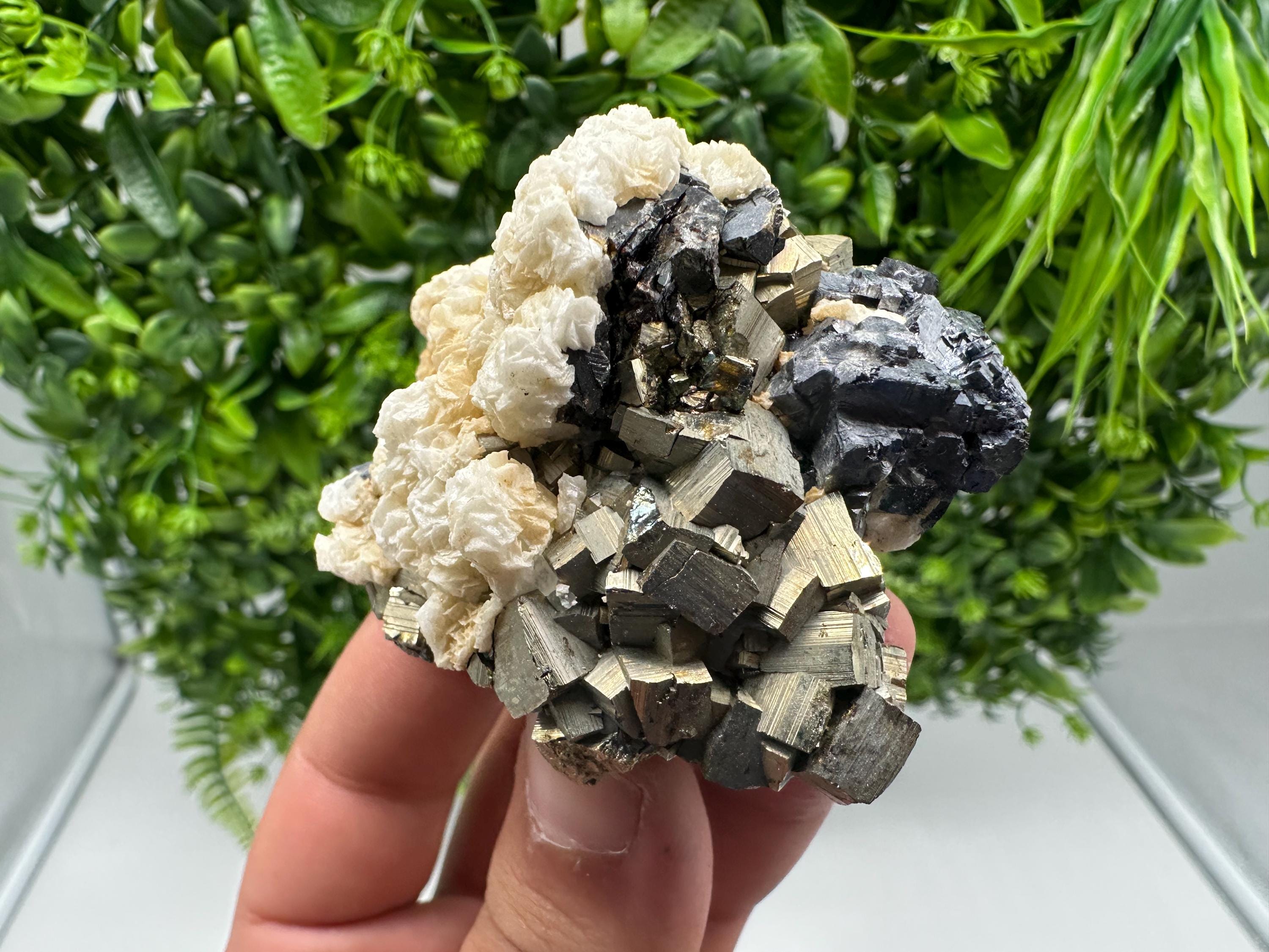 Collecting Mirror Galena,Pyrite on Quartz whit Chlorite,From Borieva mine,Madan,Bulgaria,natural mineral specimen,Home decor stone,Rare cry