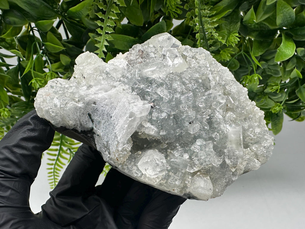 STUNNING Transparent Apophyllite on Chalcedony,natural, collection minerals specimen,India Minerals,Crystal, Stone Mineral Specimens India
