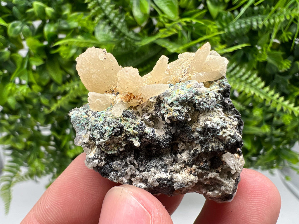 Natural Calcite Cluster: Bulgarian Mineral Specimen, Home Decor Stone