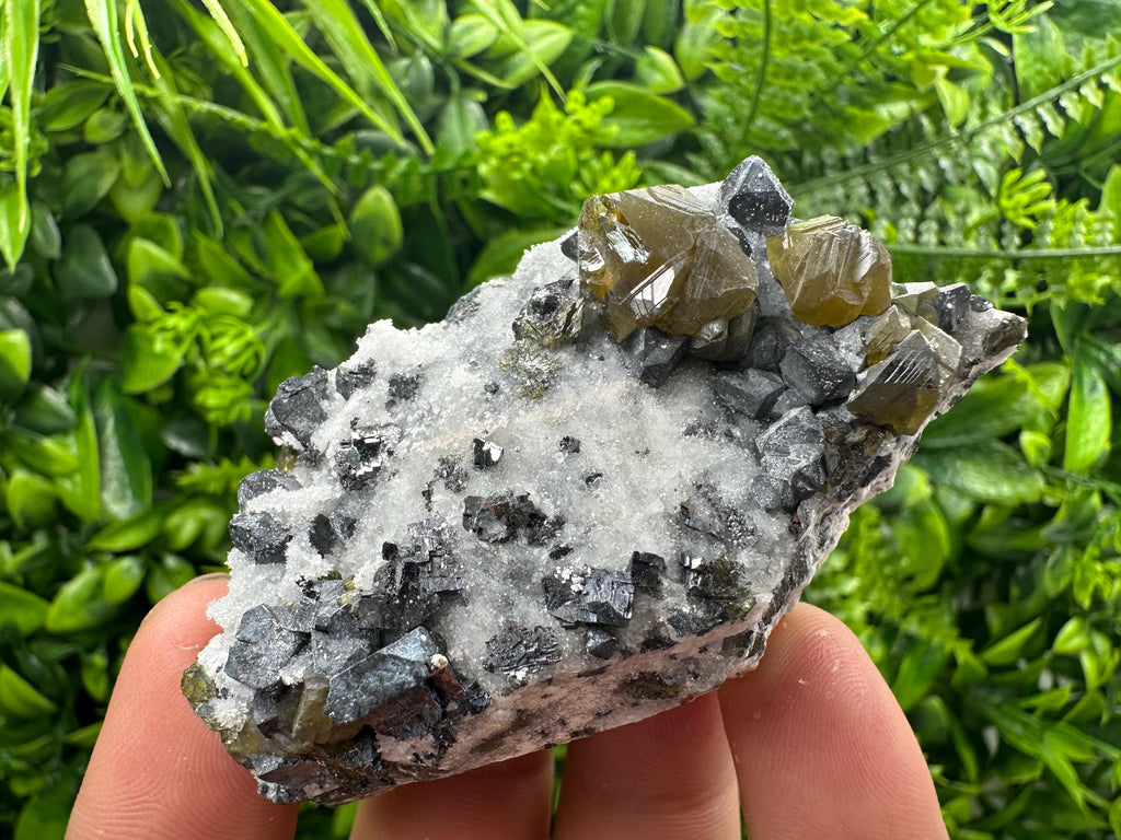 Green Cleiophane Sphalerite Gemstone, Natural Mineral Specimen