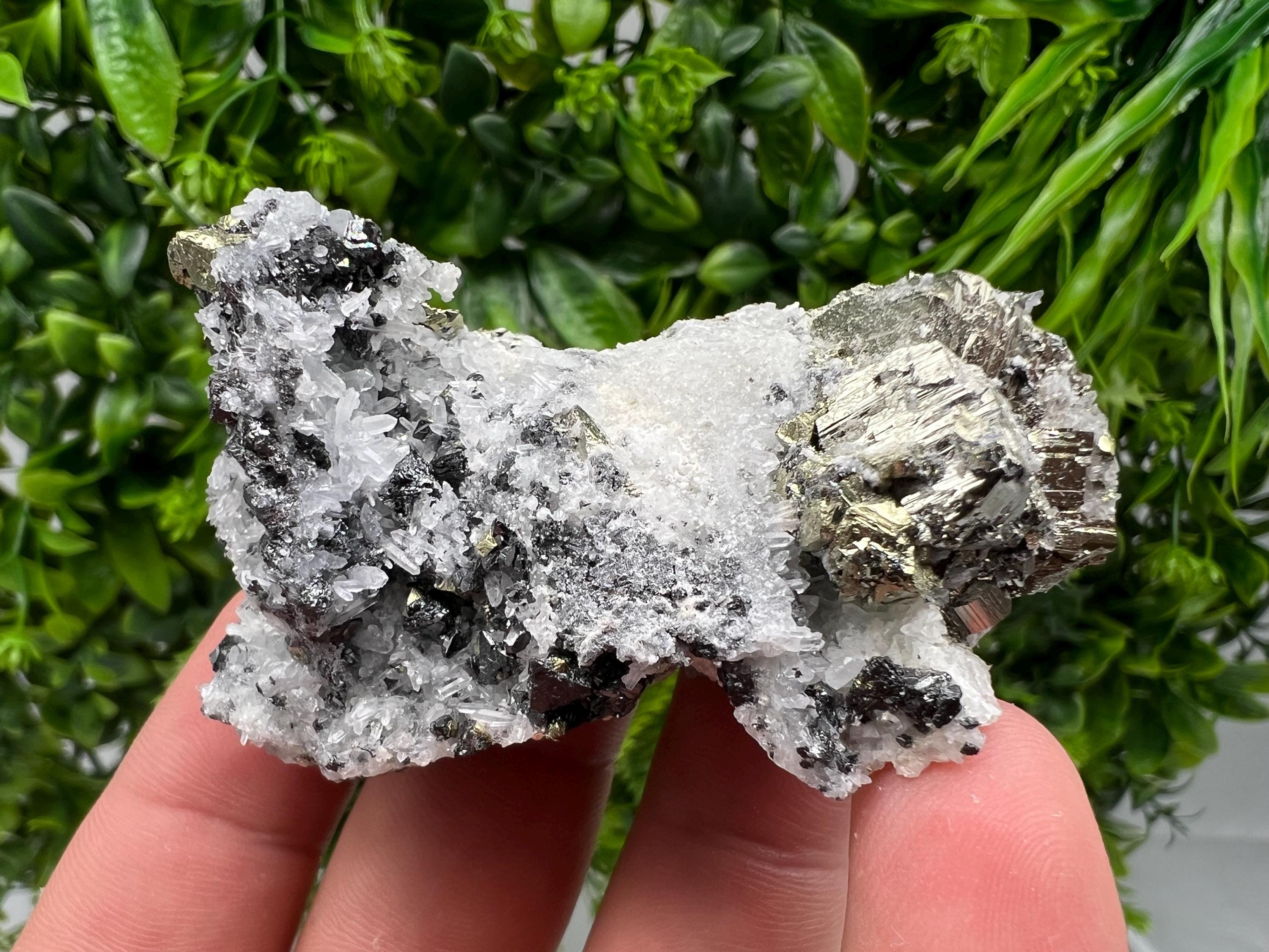Pyrite on Quartz whit Sphalerite from Krushev dol mine,Madan,Bulgaria,natural,collectible mineral specimen,home decor stone,ear minerals,gif
