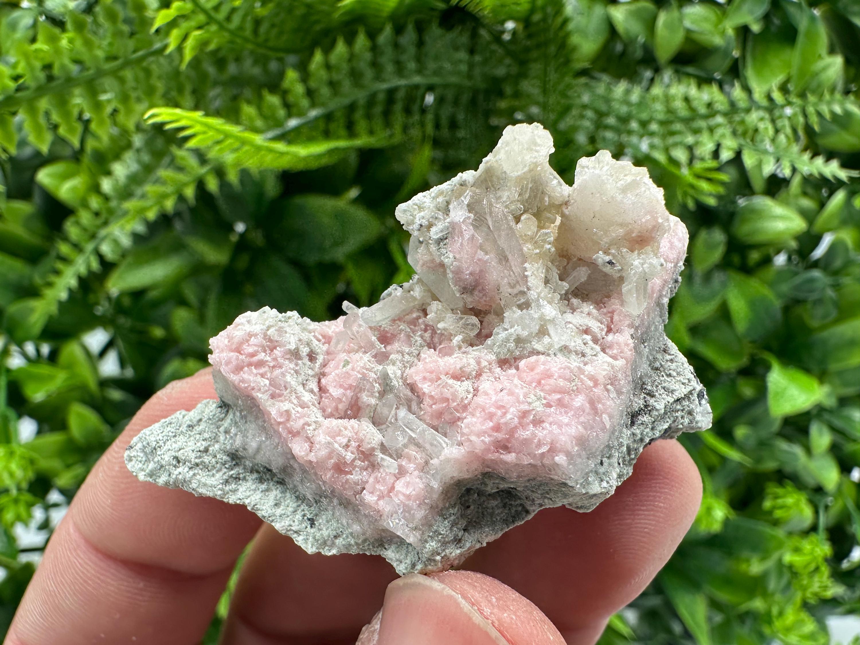Pink Rhodochrosite Crystal: Starnica Mine, Bulgaria - Home Decor Stone