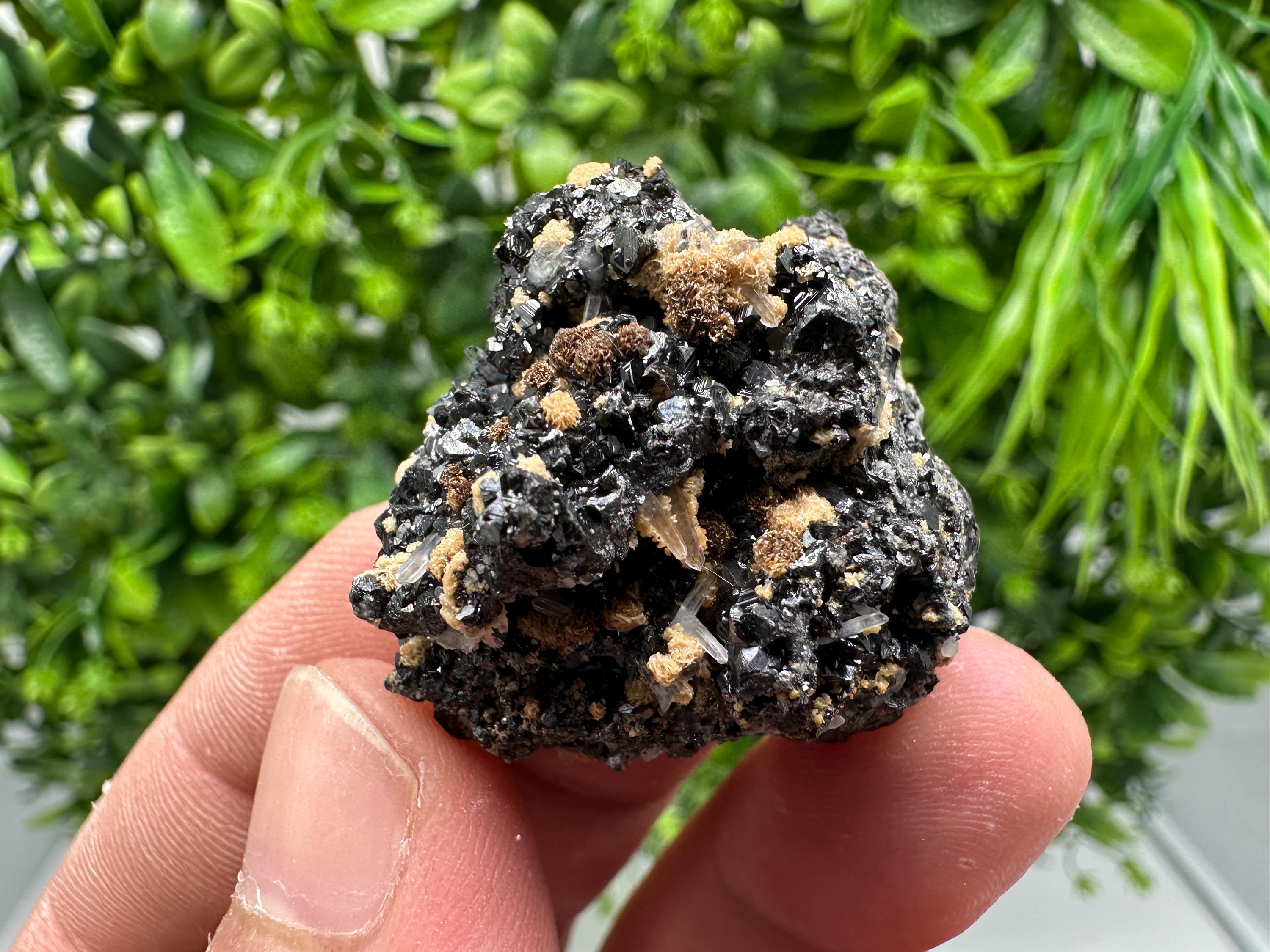 Wonderful Sphalerite on Quartz,From Borieva mine,Bulgaria,natural mineral,collection crystal,home decor stone,rare cluster,gift,souvenir