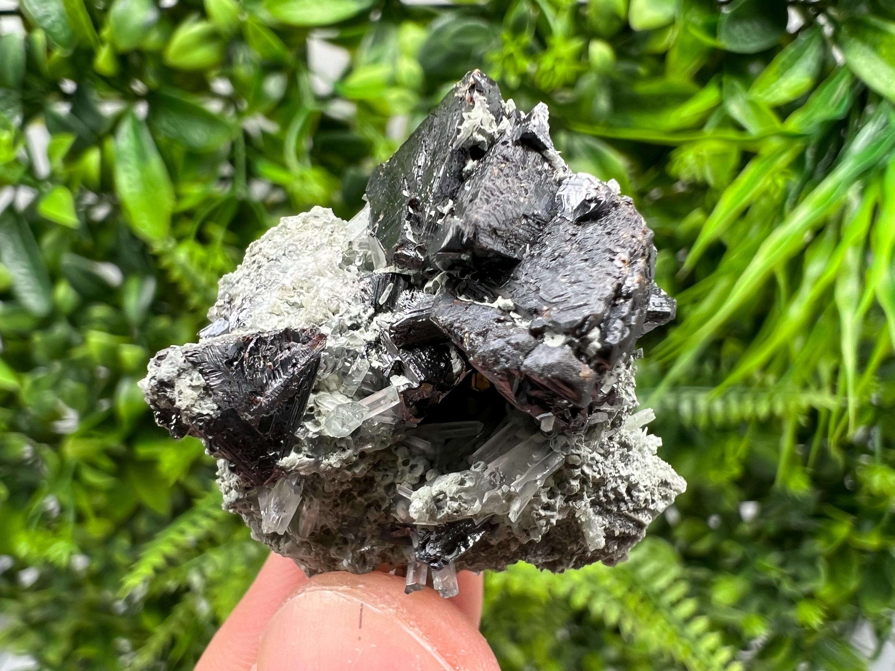 Aesthetic bigger Sphalerite whit Chlorite from Borieva mine Madan Bulgaria natural minerals souvenir crystal gift home decor stone rock