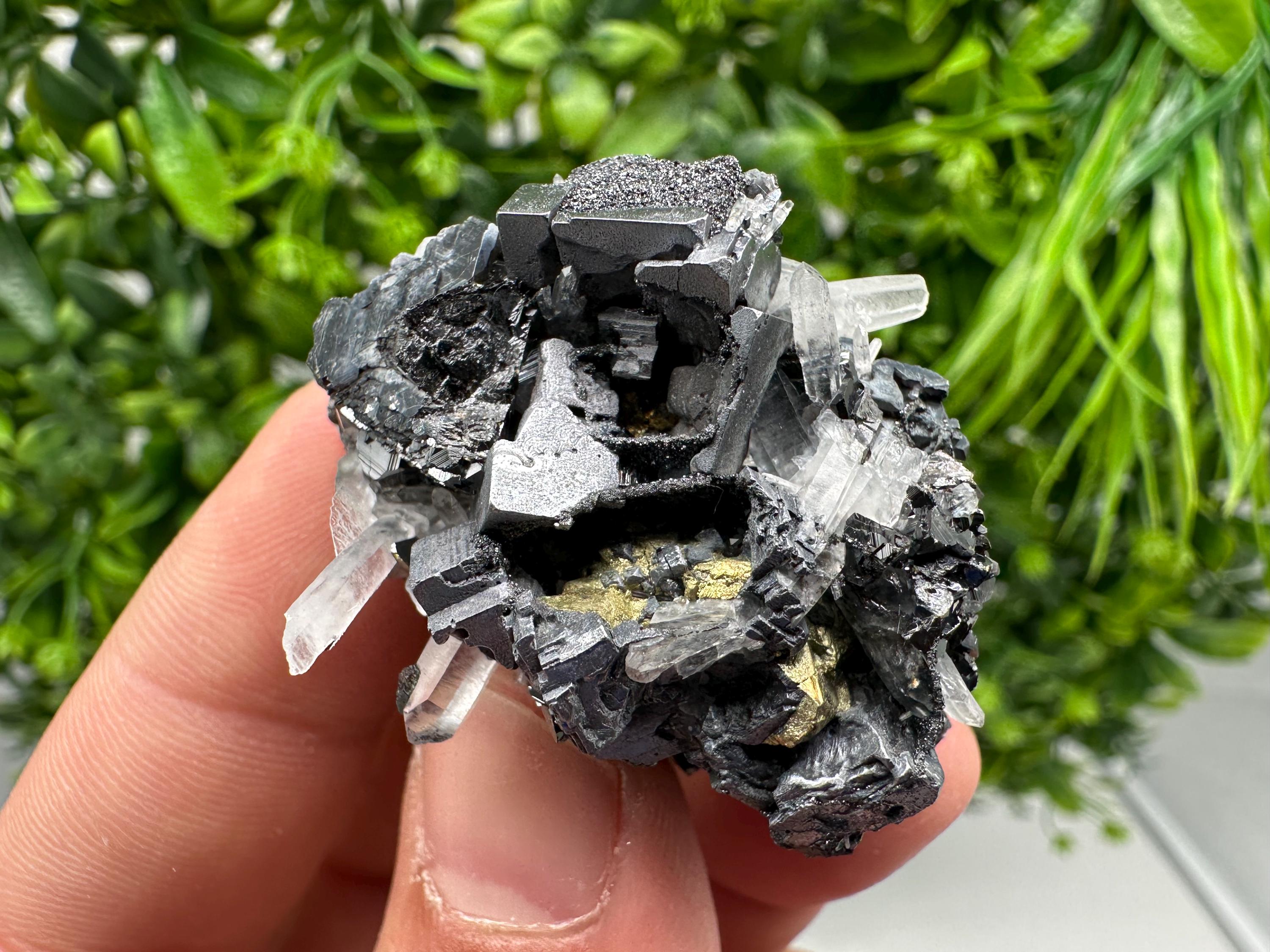 Wonderful Sphalerite Chalcopyrite on  Quartz whit Galena feom 9 th September mine,Bulgaria,natural,collection mineral specimen,gift
