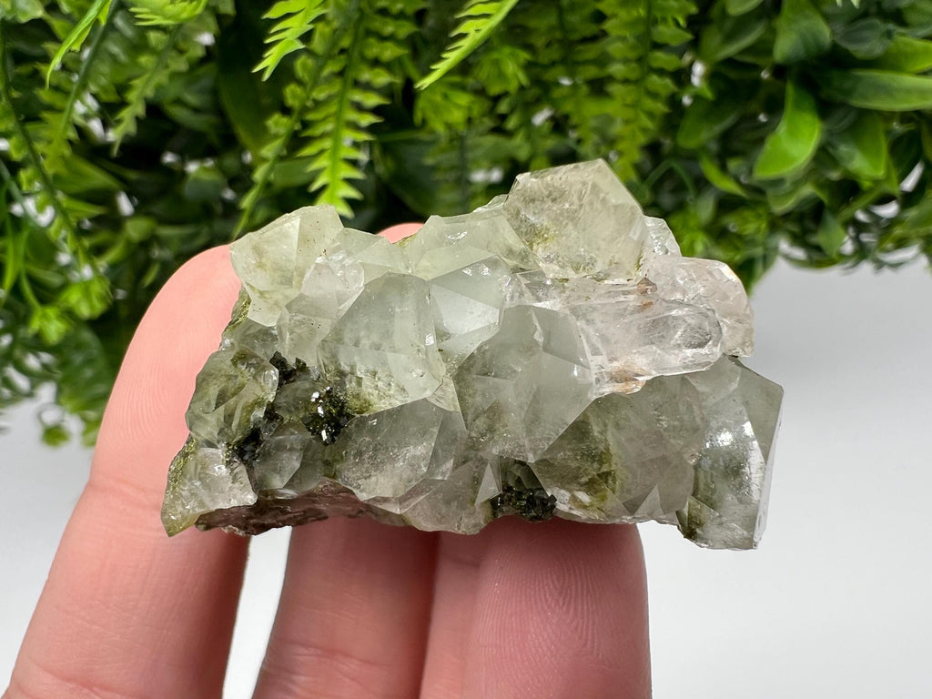 Stunning,Epidote with Quartz from Hakkari Turkey,Rainbow EPIDOTE,Mineral,Collection,Collection’s,GIFT,Epidote Crystal,Epidote from Turkey