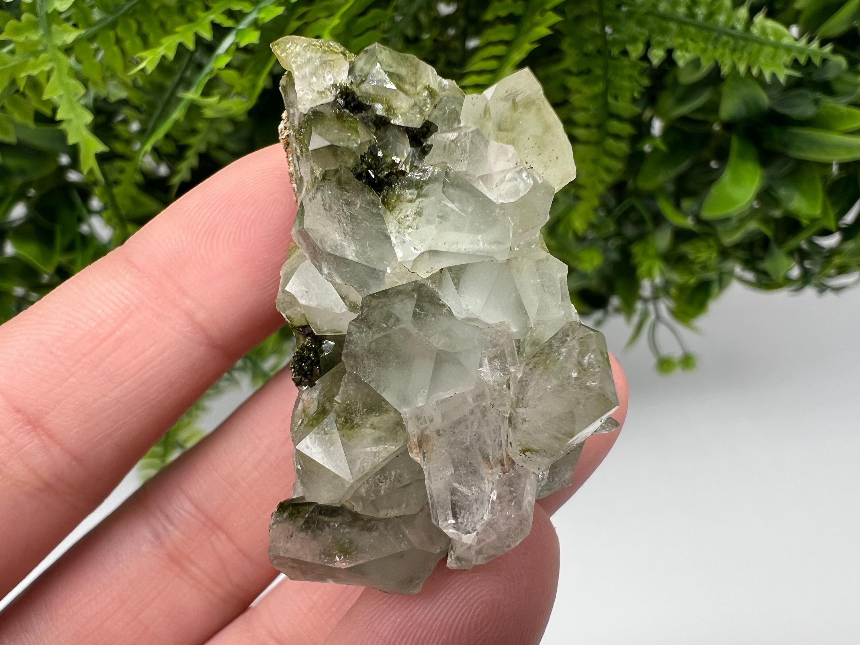Stunning,Epidote with Quartz from Hakkari Turkey,Rainbow EPIDOTE,Mineral,Collection,Collection’s,GIFT,Epidote Crystal,Epidote from Turkey
