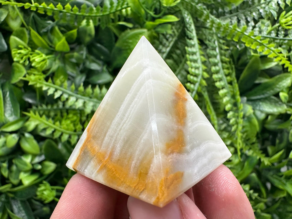 Green Marble Onyx Crystal Pyramid: Healing Stone (3.5cm)
