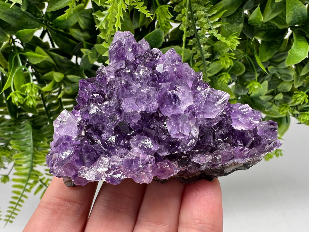 Stunning,Purple Amethyst from Uruguay,Natural Amethyst,Purple crystal,Pyrple Quartz,Crystal from Uruguay,Home decor,Energy crystal,Phantoms