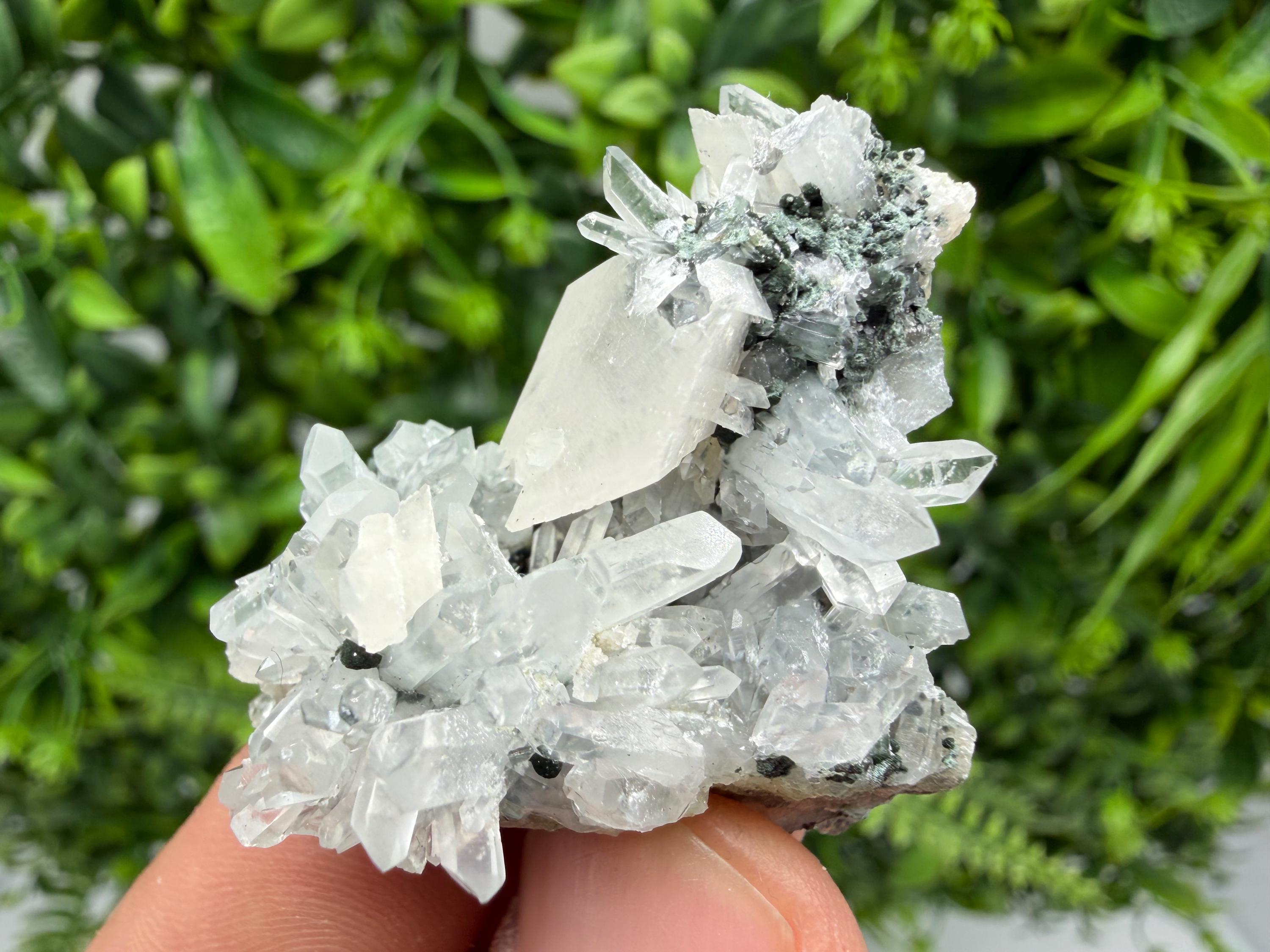 Wonderful Calcite,Quartz on Chlorite matrix,from Borieva mine,Madan,Bulgaria,natural collection mineral specimen,rare crystal,home decor