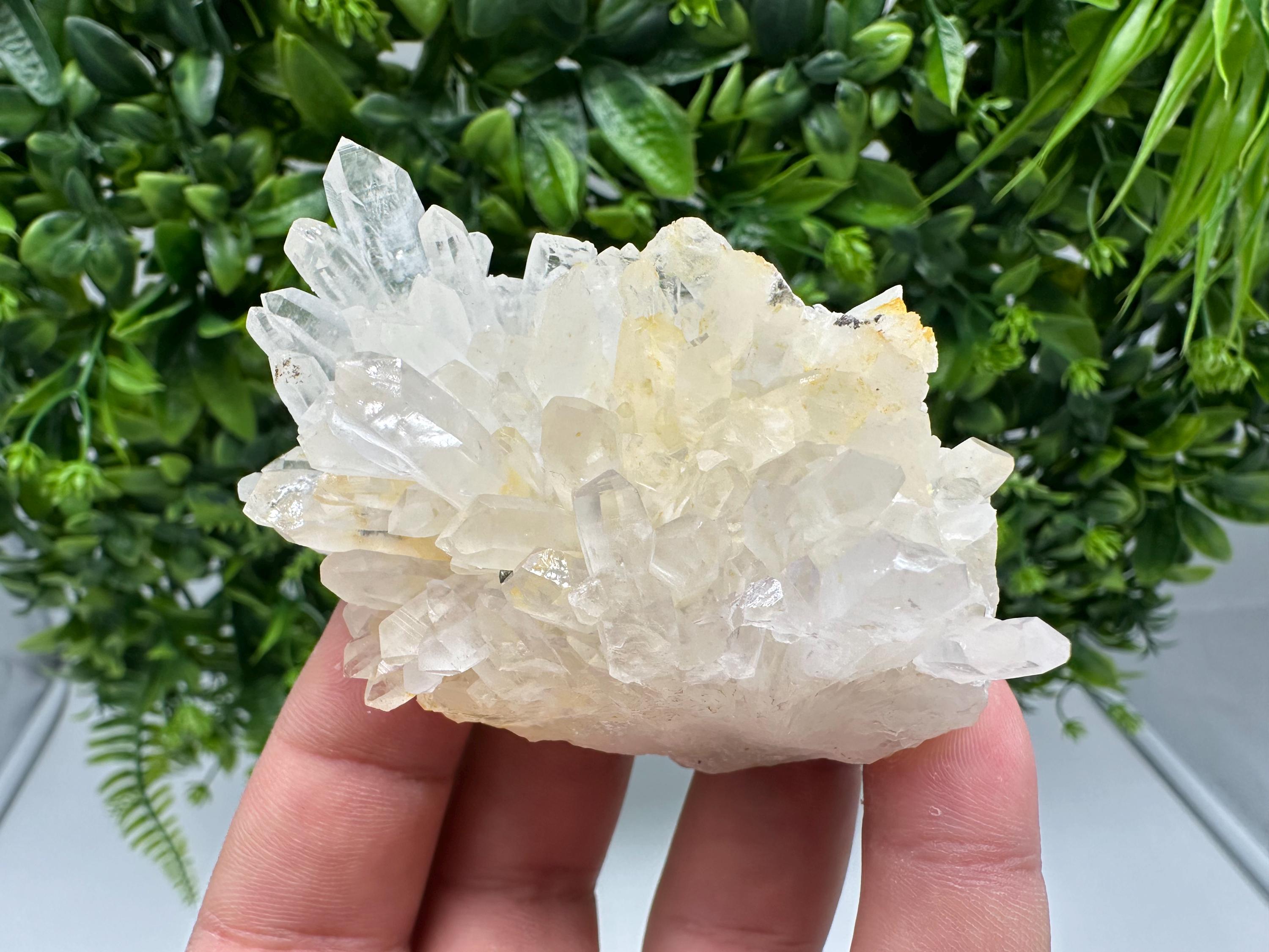 Quartz with Limonite: Natural Crystal Home Decor Stone (7/5/5cm, 131Grams)