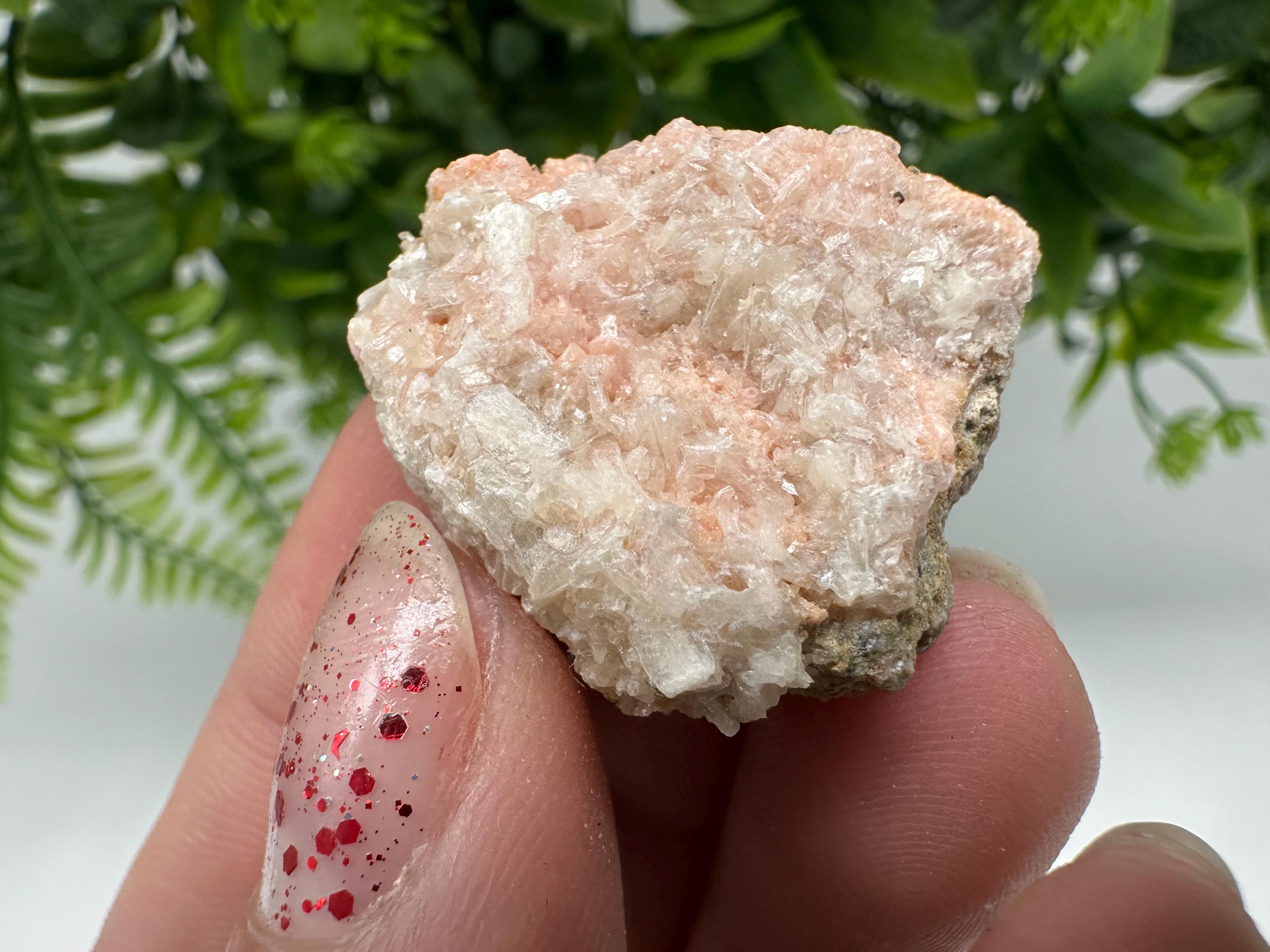 Pink Rhodochrosite Crystal: Starnica Mine, Bulgaria, Home Decor