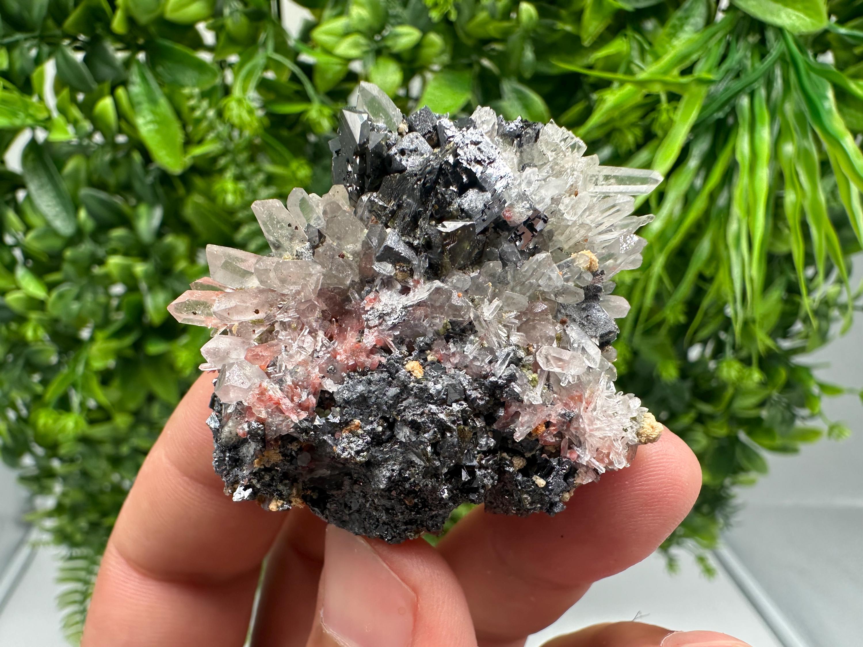 Stunning Quartz whit Sphalerite,Hematite,Iron oxide from 9th September mine,natural,collectible mineral specimen,home decor stone,gift,cryst