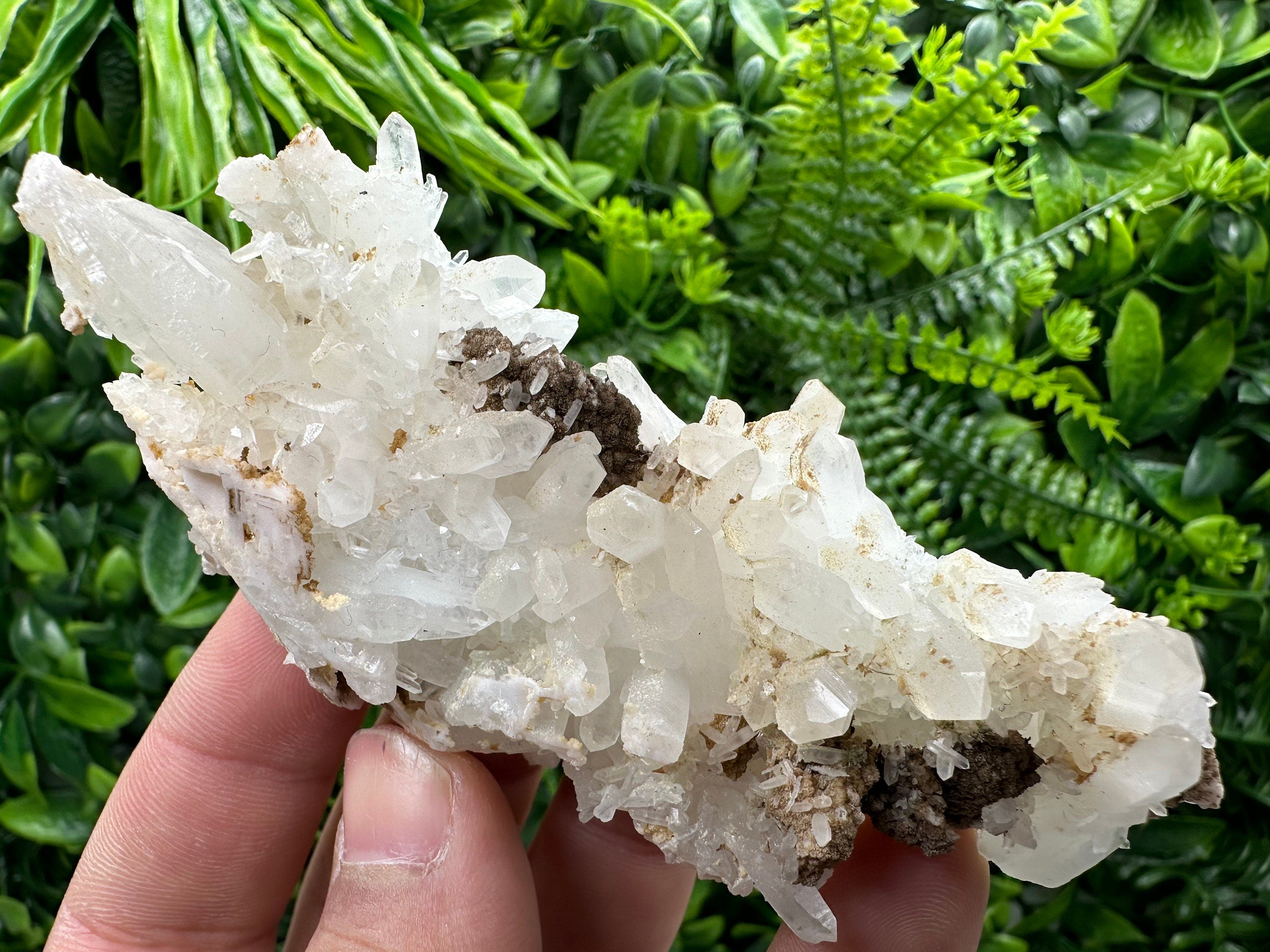 Quartz with Chlorite, Rhodochrosite & Siderite: Natural Crystal Stone Decor