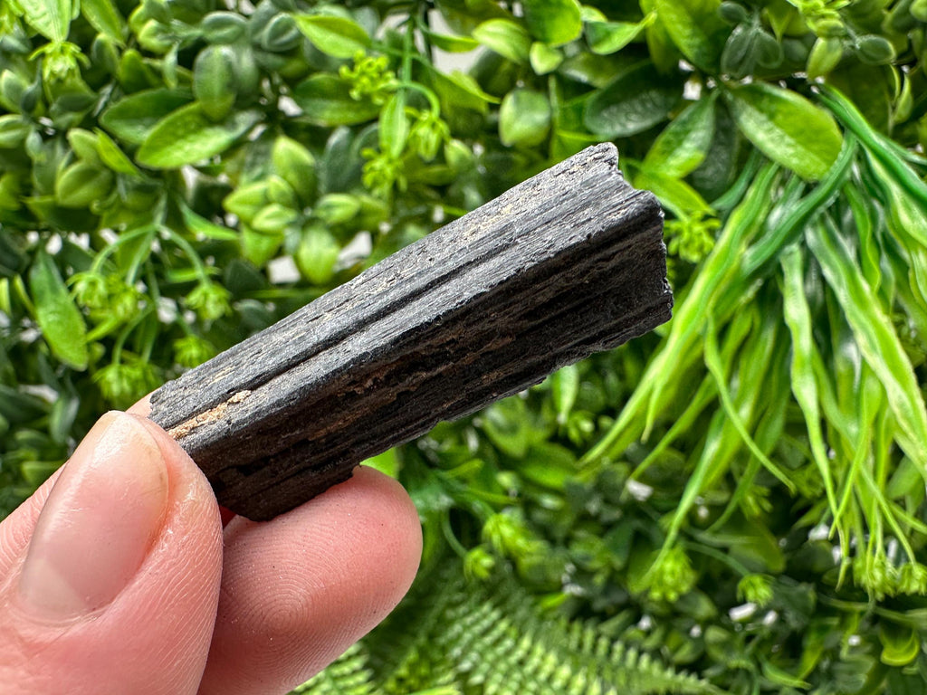Natural Black Tourmaline Crystal – Raw Protective Stone, Healing Crystal, Grounding Mineral Gift